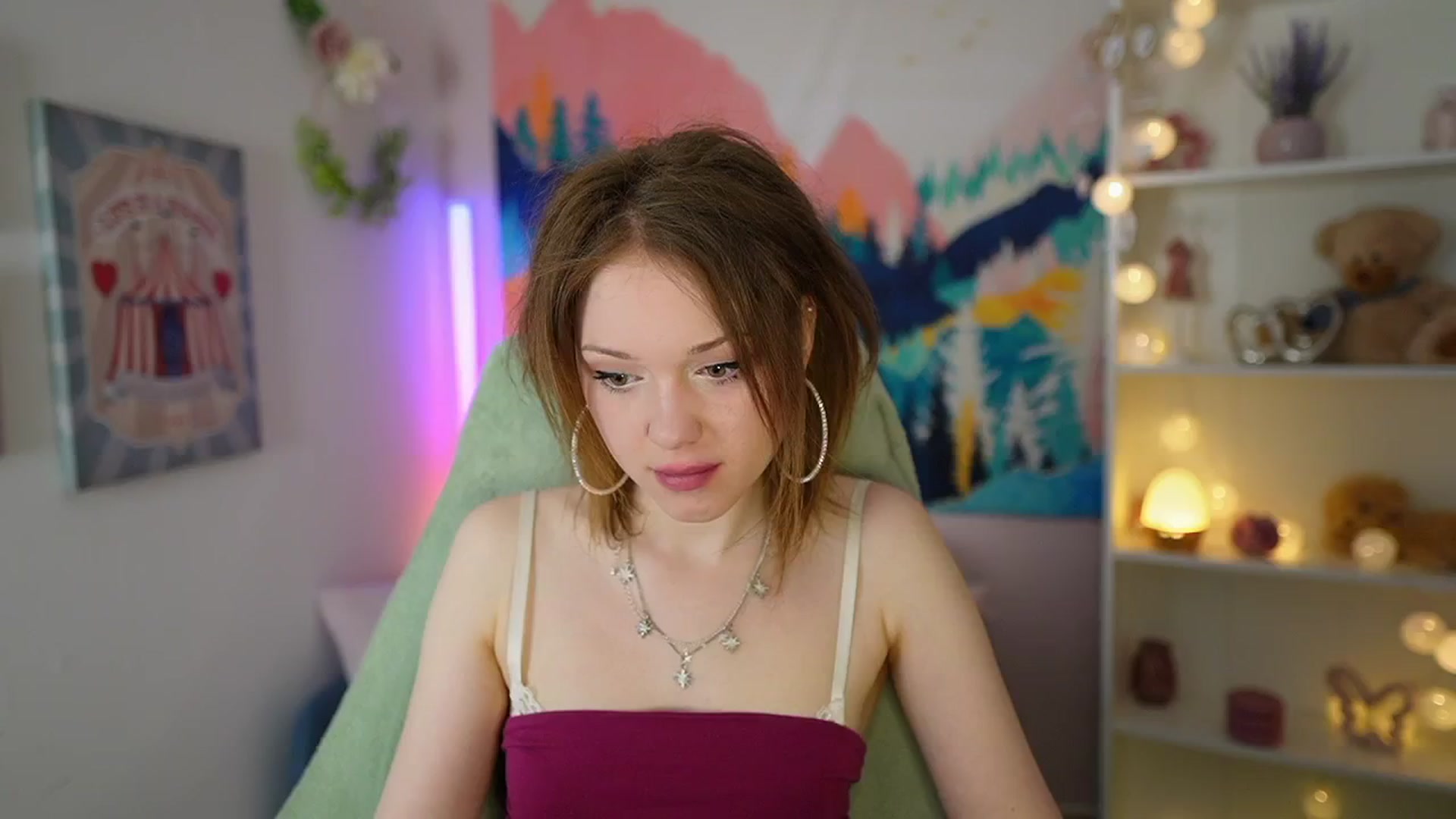 Gallery image thumbnail from Eva_grey18's myfreecams stream on, 05/07/2024, 20:23 image 8 of 20