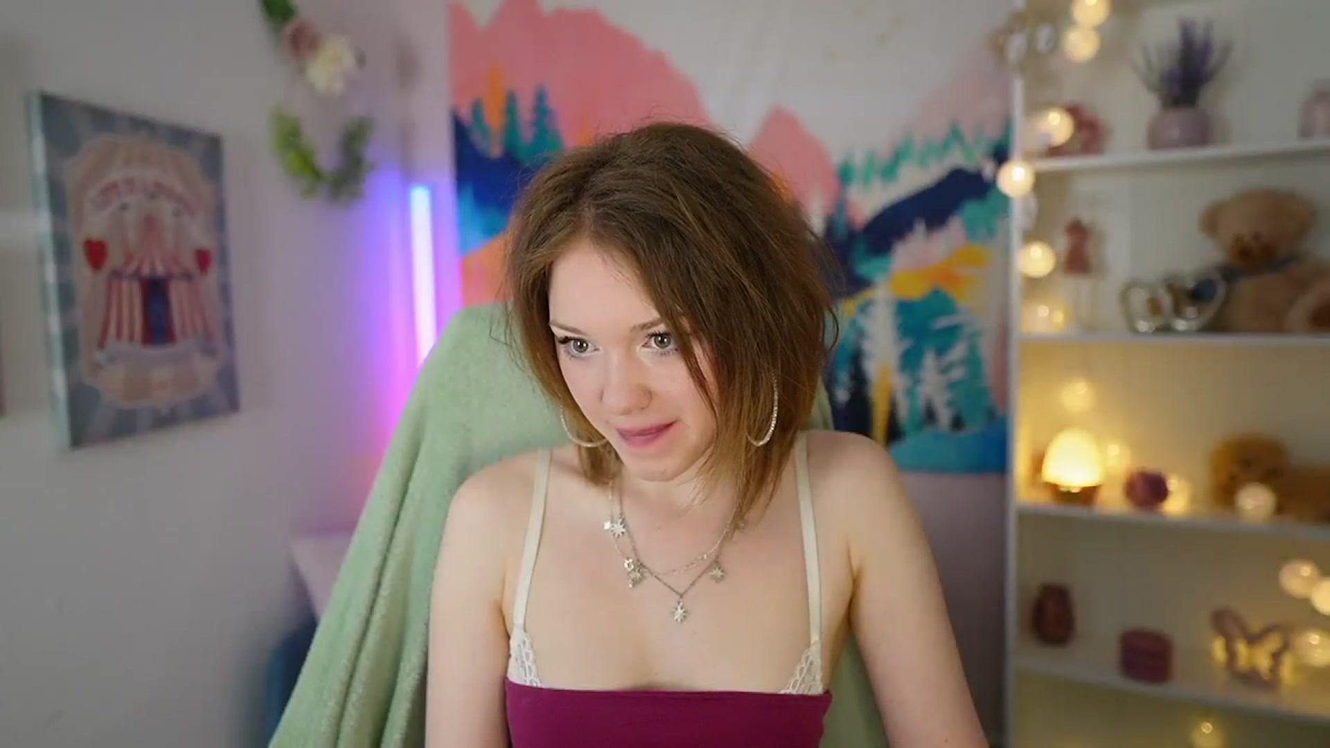Gallery image thumbnail from Eva_grey18's myfreecams stream on, 05/07/2024, 22:11 image 13 of 20