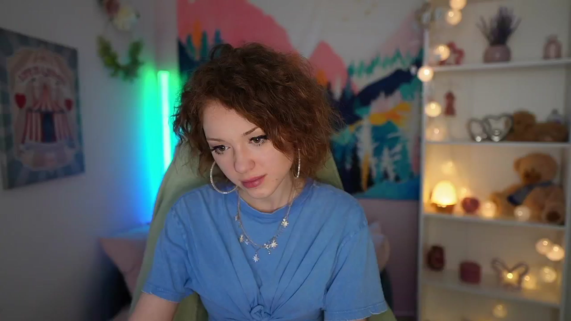 Gallery image thumbnail from Eva_grey18's myfreecams stream on, 05/14/2024, 20:56 image 14 of 20