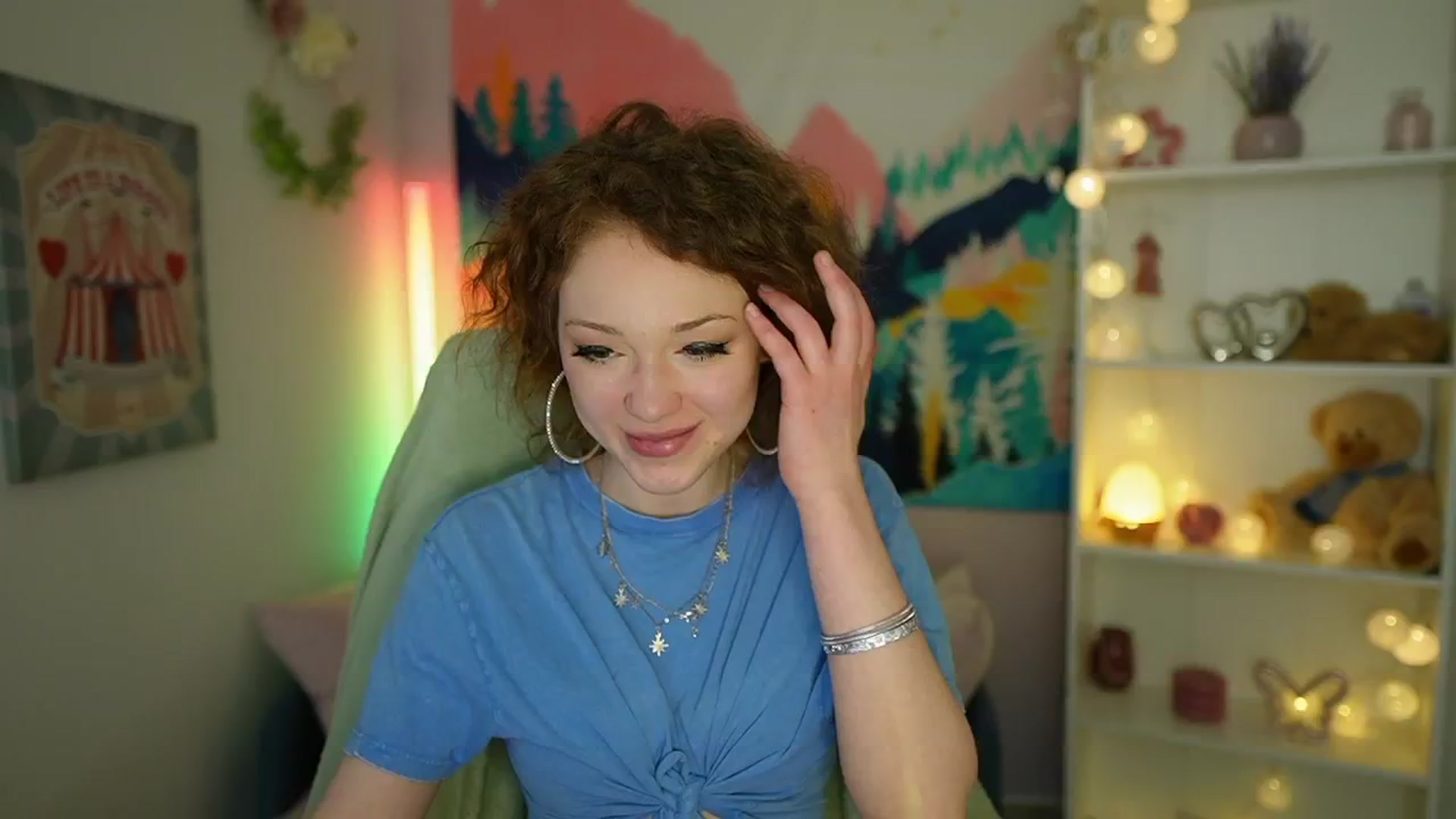 Gallery image thumbnail from Eva_grey18's myfreecams stream on, 05/14/2024, 20:56 image 3 of 20