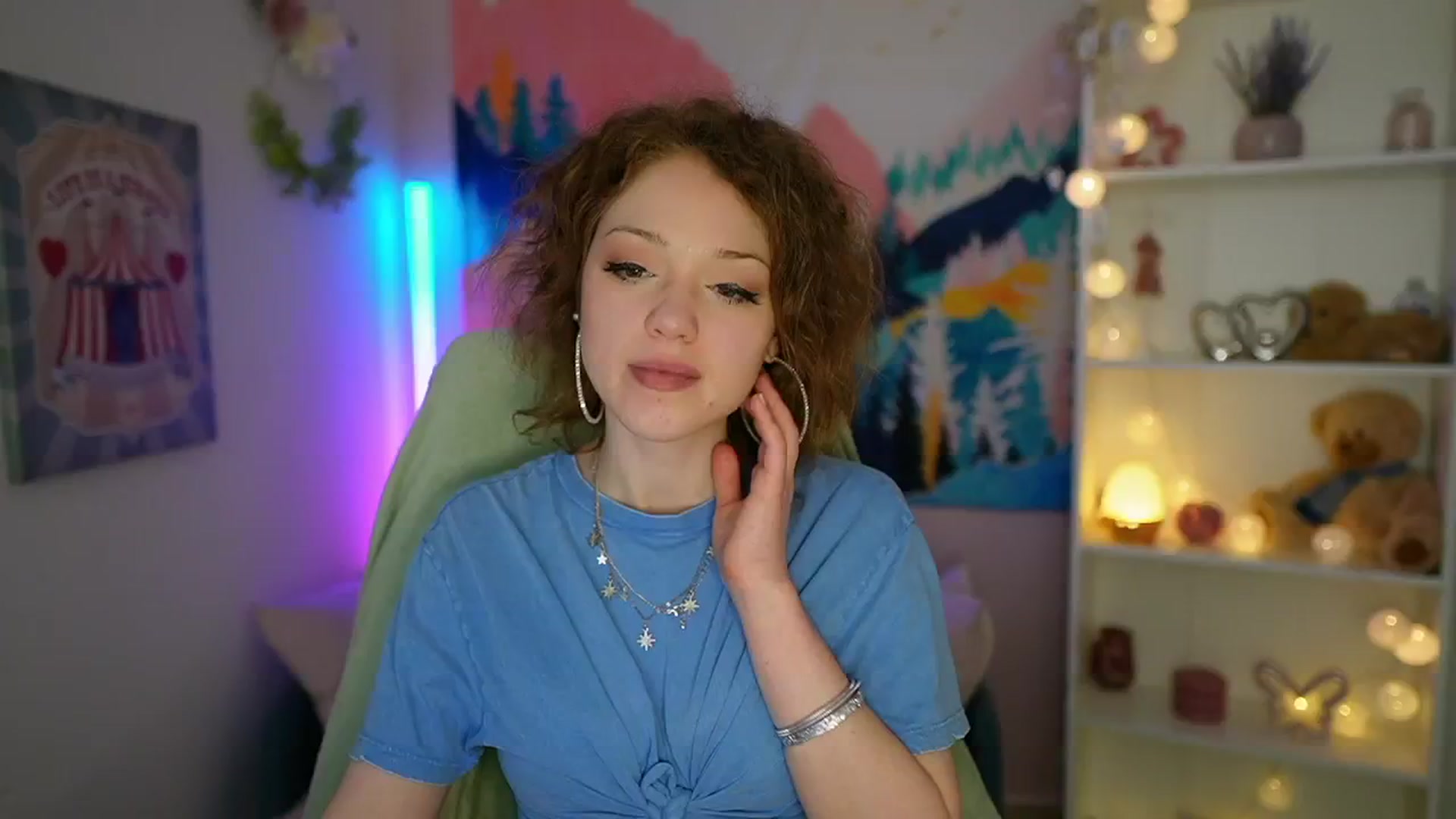 Gallery image thumbnail from Eva_grey18's myfreecams stream on, 05/14/2024, 20:56 image 20 of 20