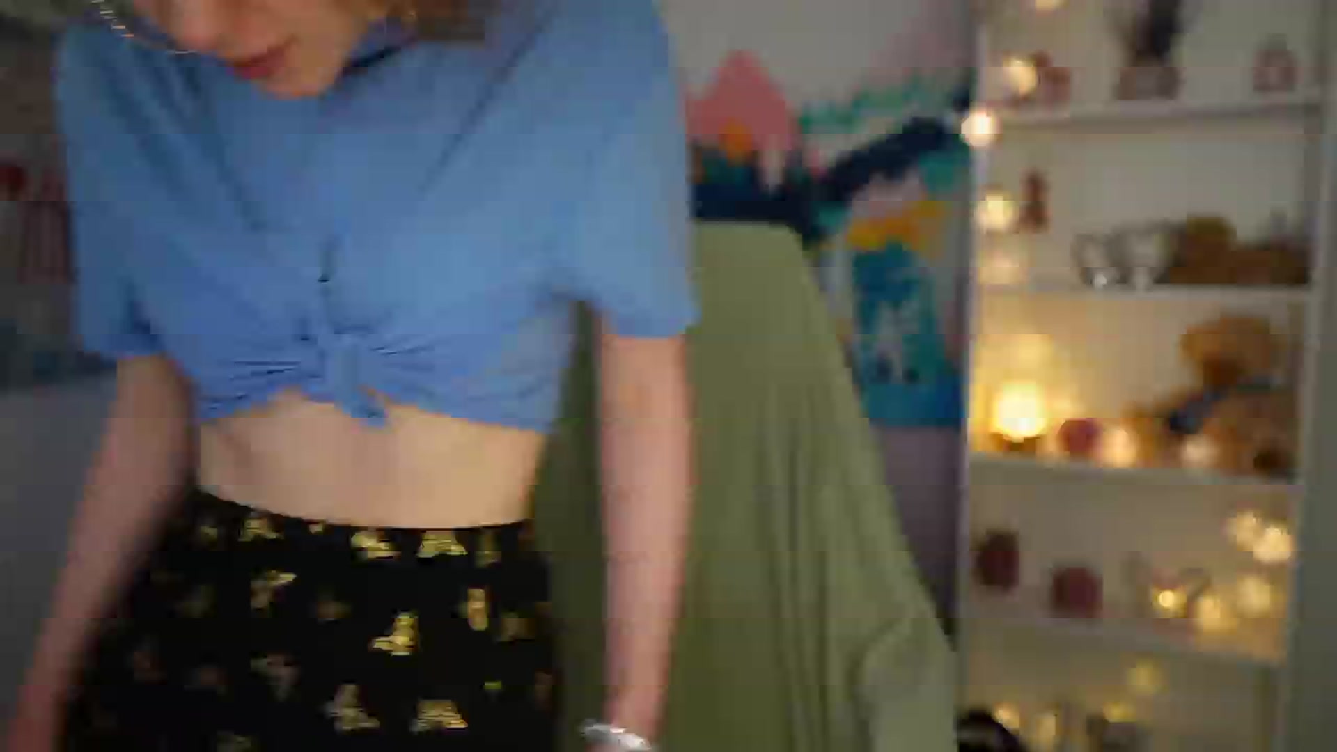 Gallery image thumbnail from Eva_grey18's myfreecams stream on, 05/15/2024, 01:00 image 19 of 20