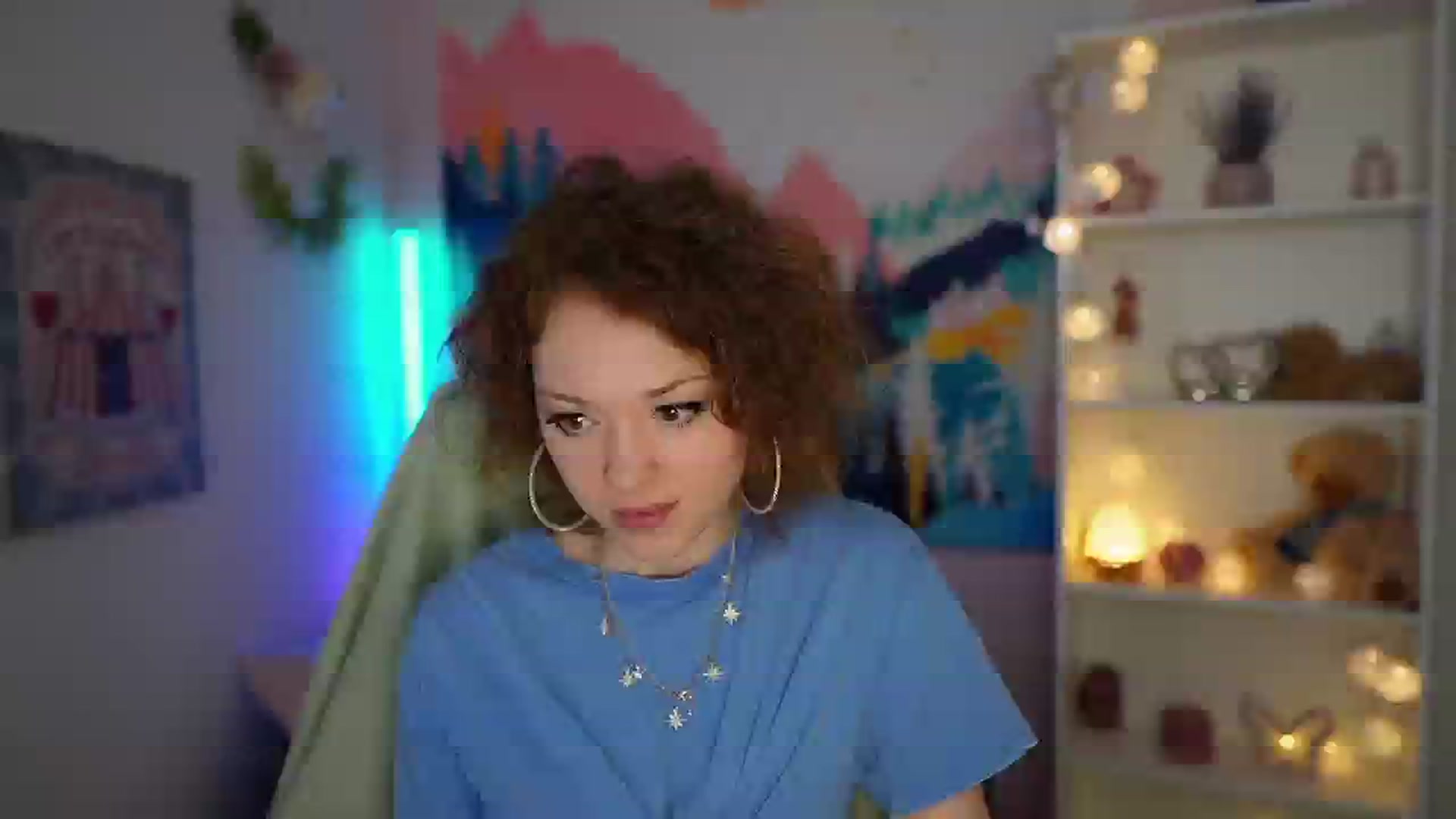 Gallery image thumbnail from Eva_grey18's myfreecams stream on, 05/15/2024, 03:36 image 11 of 20
