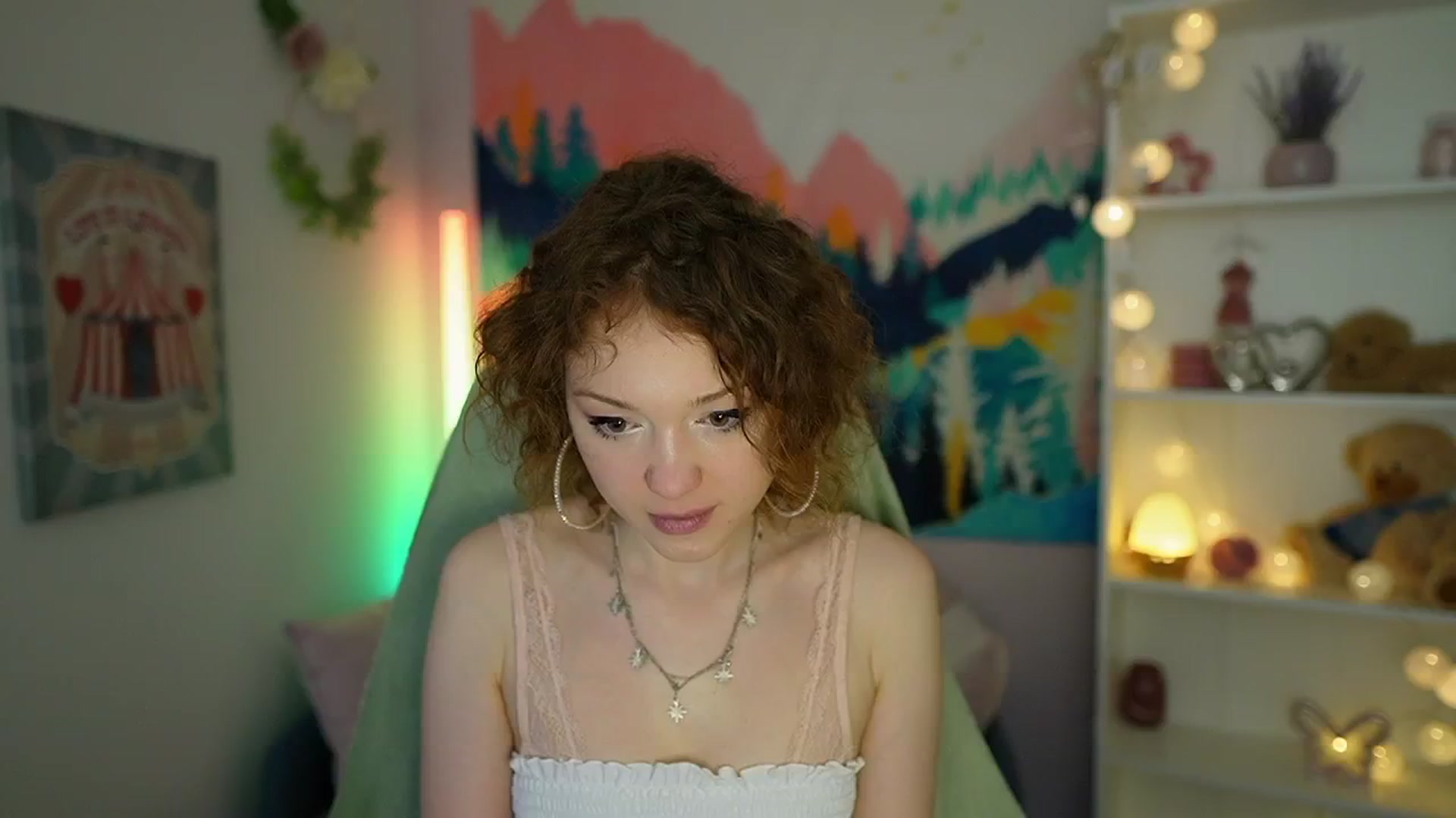 Gallery image thumbnail from Eva_grey18's myfreecams stream on, 05/17/2024, 19:54 image 11 of 20