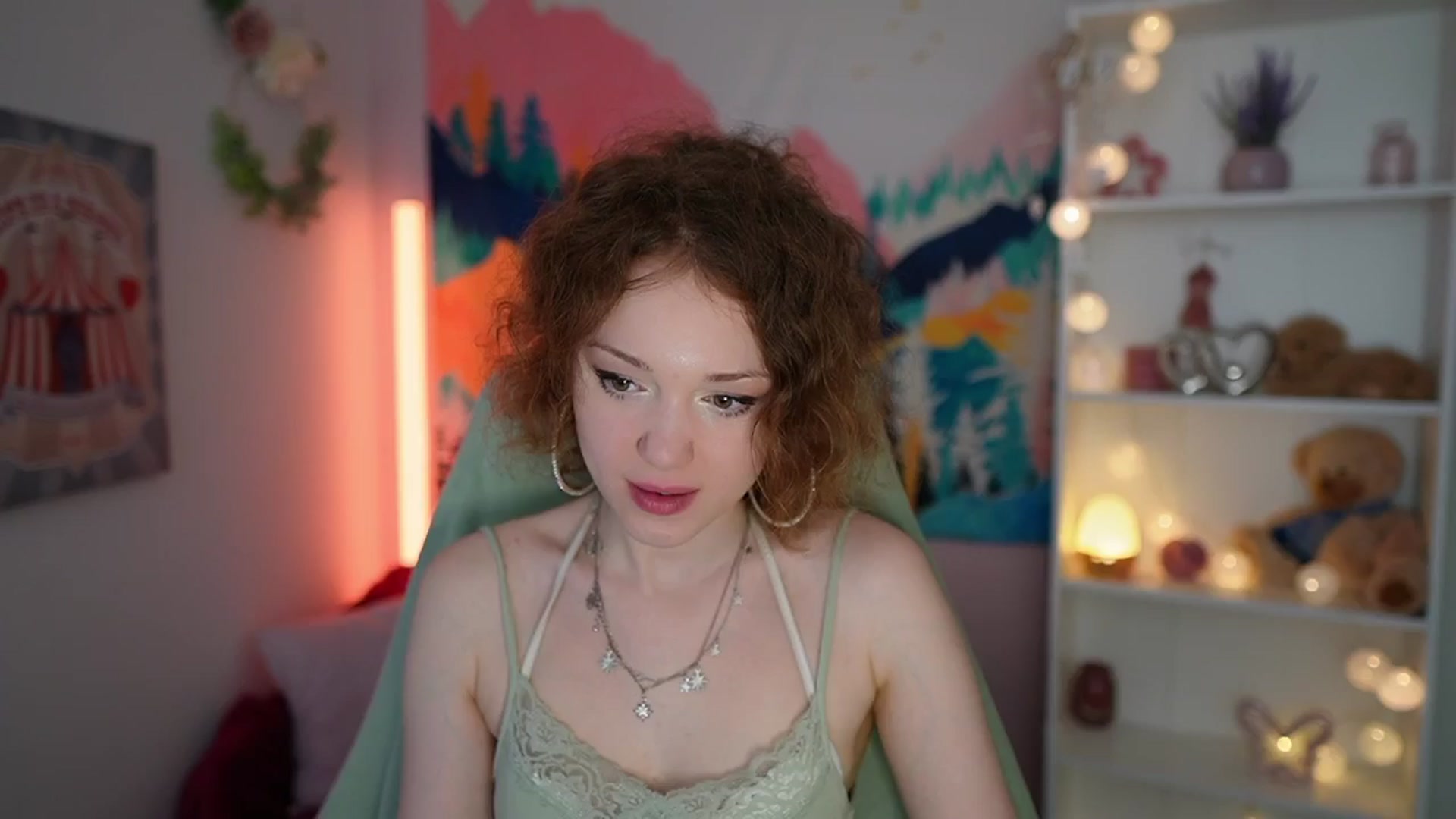 Gallery image thumbnail from Eva_grey18's myfreecams stream on, 05/23/2024, 23:31 image 9 of 20