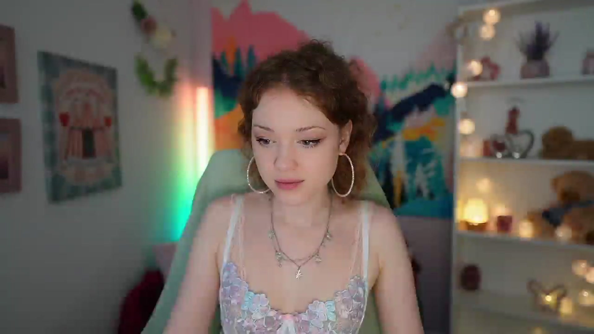 Gallery image thumbnail from Eva_grey18's myfreecams stream on, 05/25/2024, 18:32 image 7 of 20