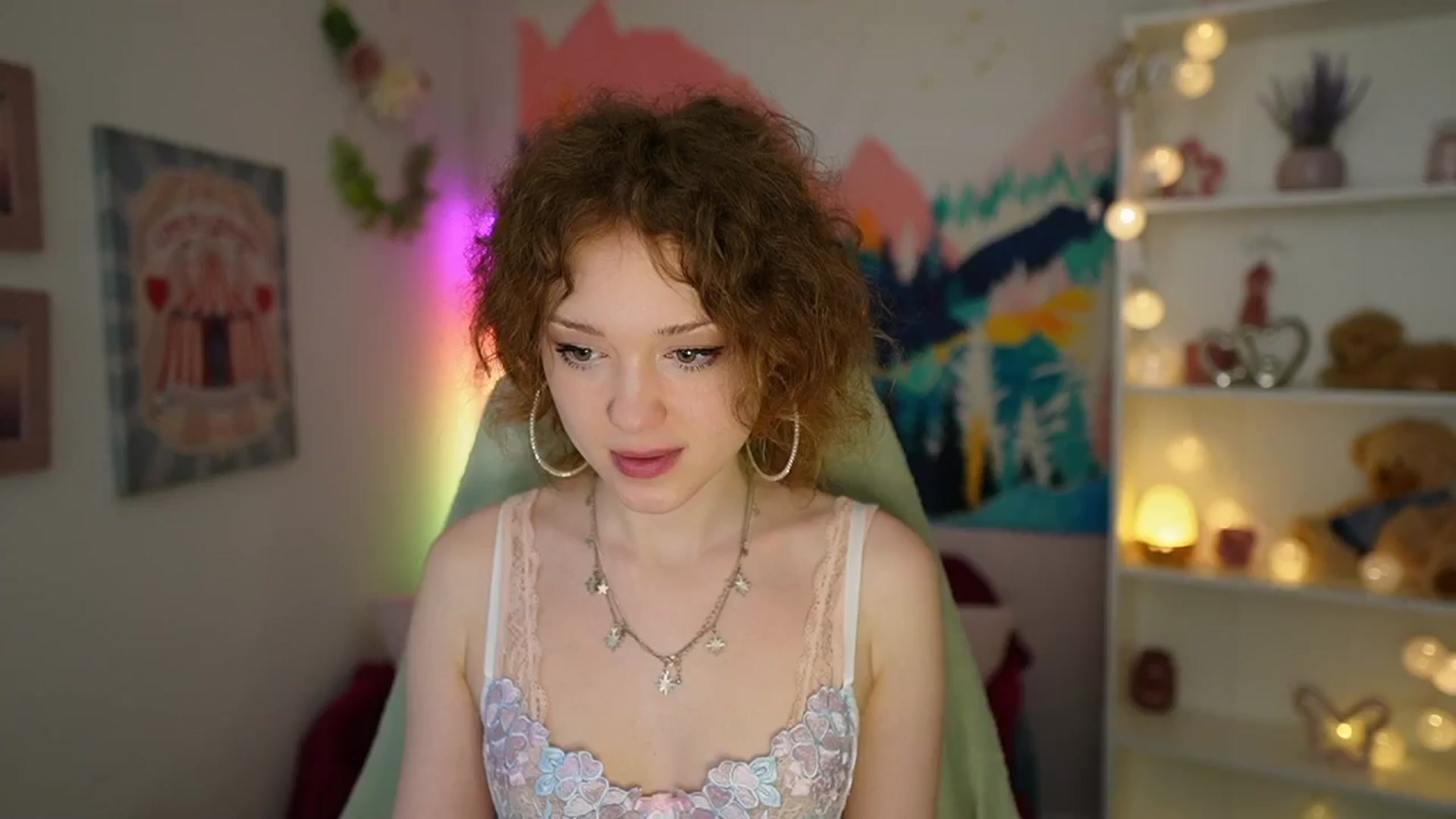 Gallery image thumbnail from Eva_grey18's myfreecams stream on, 05/25/2024, 22:29 image 20 of 20