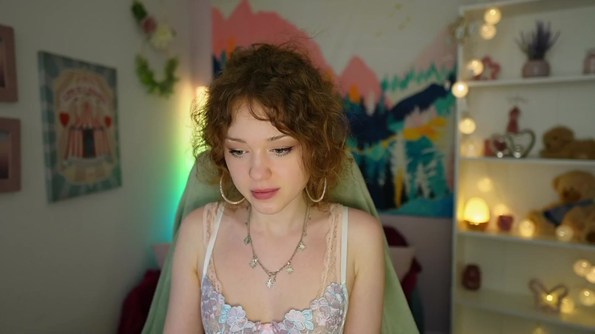 Gallery image thumbnail from Eva_grey18's myfreecams stream on, 05/26/2024, 24:53 image 5 of 20