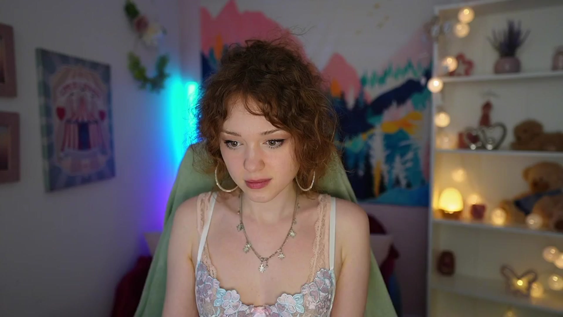 Gallery image thumbnail from Eva_grey18's myfreecams stream on, 05/26/2024, 24:53 image 2 of 20