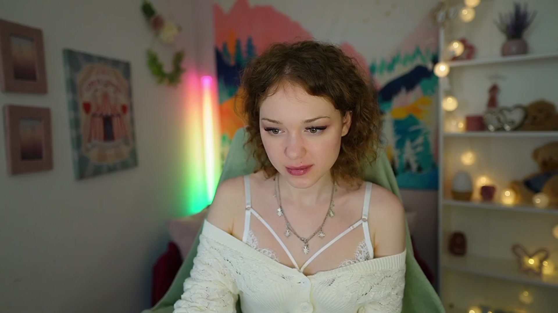 Gallery image thumbnail from Eva_grey18's myfreecams stream on, 06/02/2024, 23:33 image 20 of 20