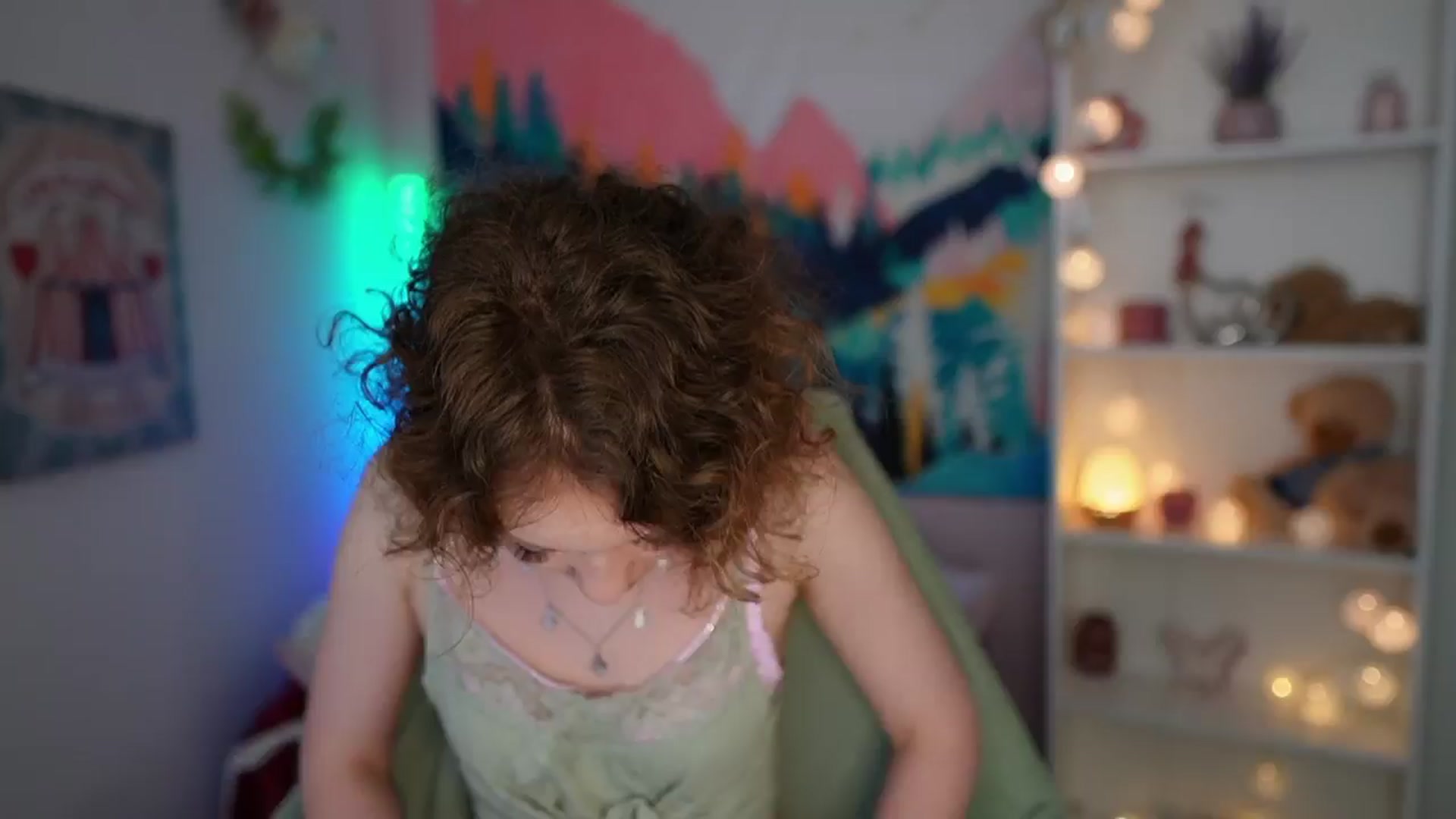 Gallery image thumbnail from Eva_grey18's myfreecams stream on, 06/09/2024, 20:26 image 8 of 20
