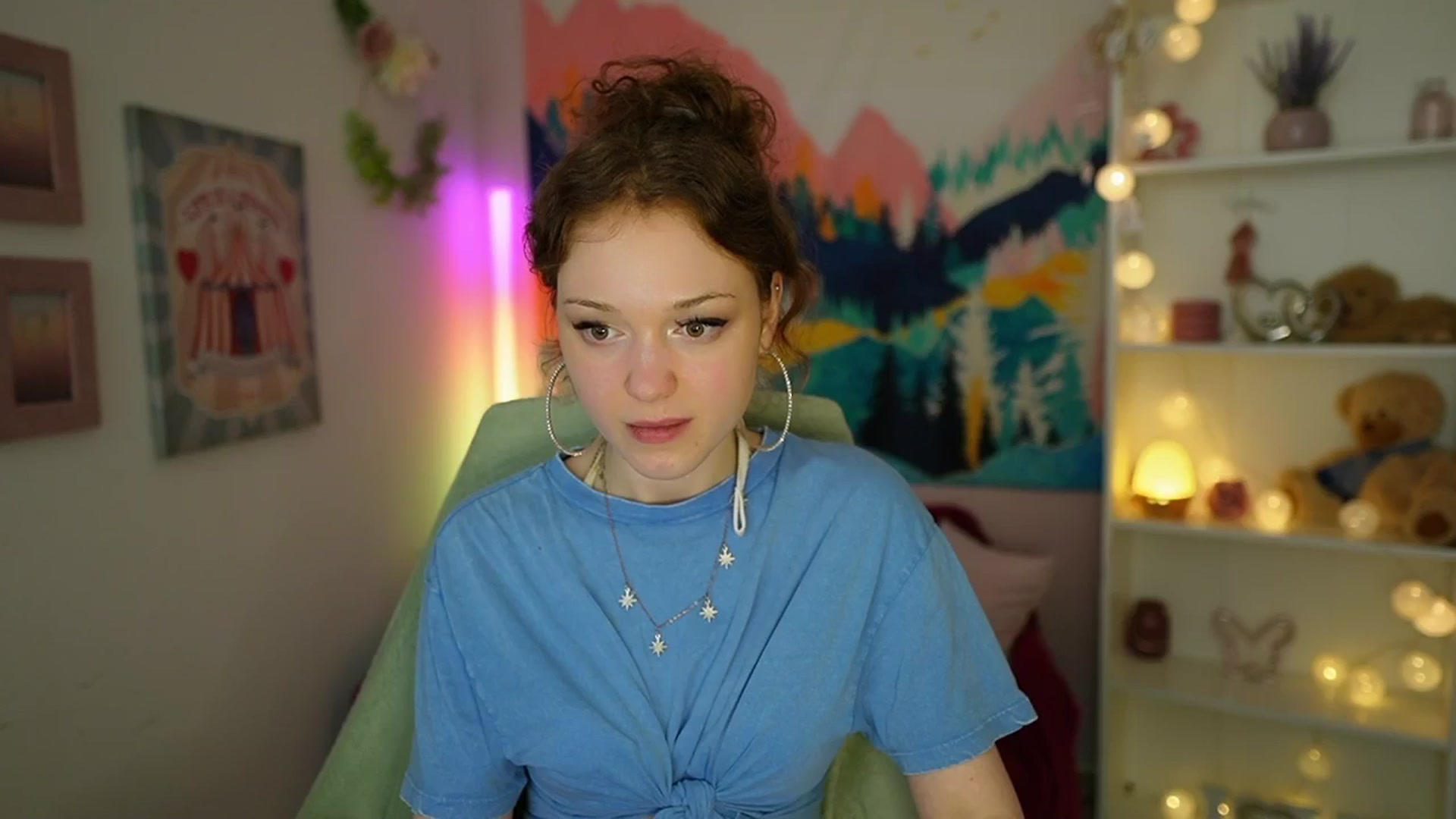 Gallery image thumbnail from Eva_grey18's myfreecams stream on, 06/10/2024, 22:55 image 20 of 20