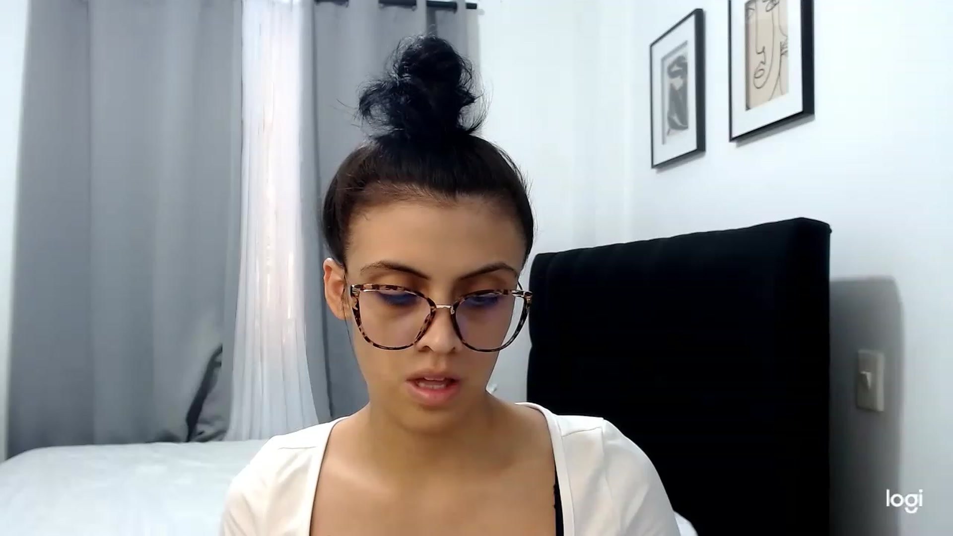 Gallery image thumbnail from Eva_hayek's myfreecams stream on, 02/28/2023, 17:14 image 20 of 20