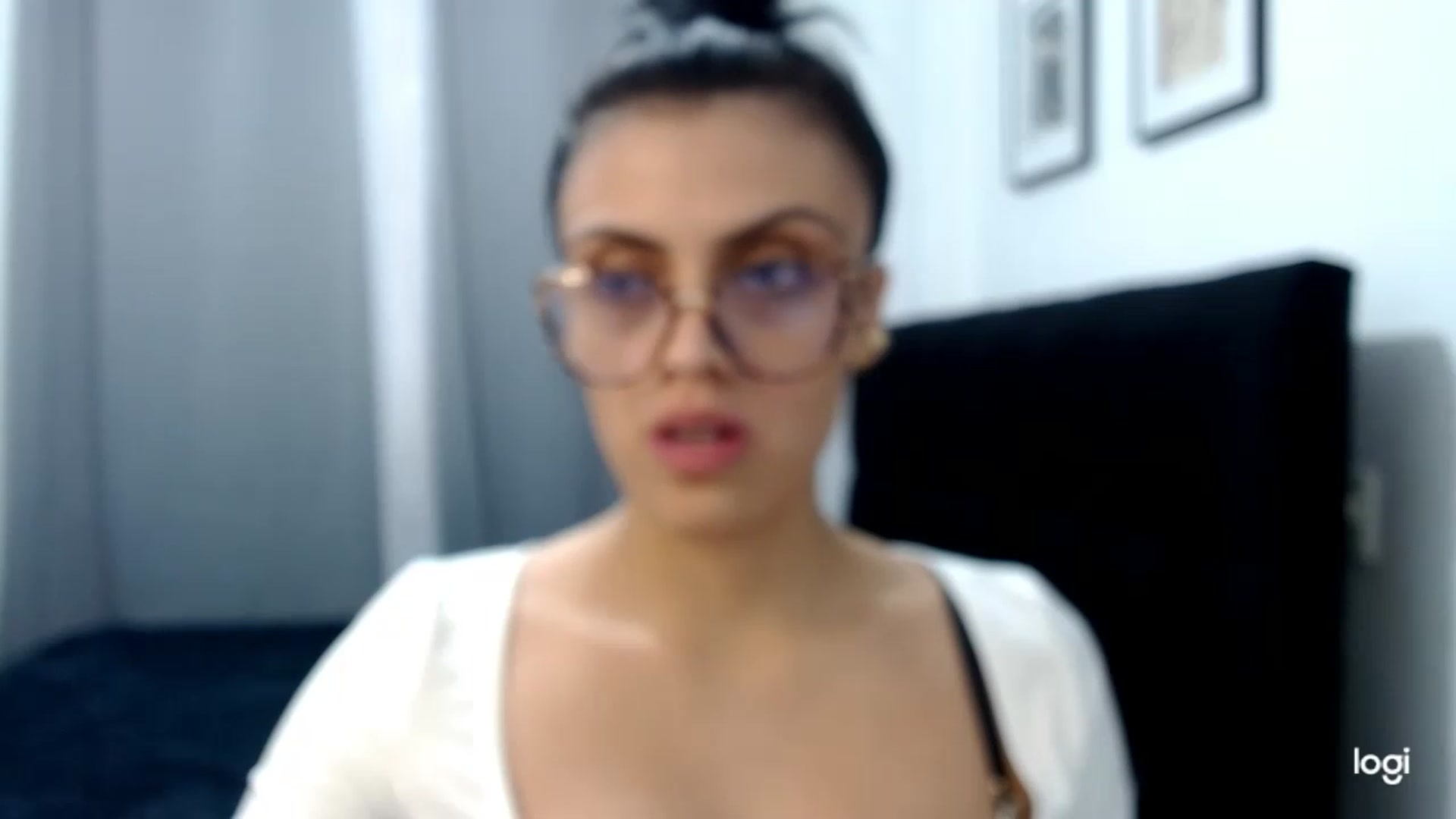 Gallery image thumbnail from Eva_hayek's myfreecams stream on, 03/06/2023, 16:29 image 20 of 20