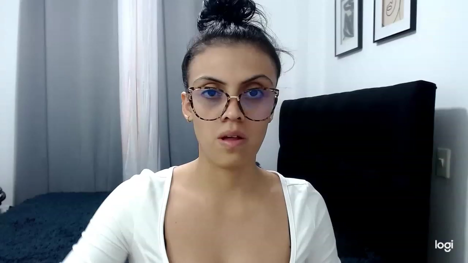 Gallery image thumbnail from Eva_hayek's myfreecams stream on, 04/24/2023, 15:50 image 1 of 20