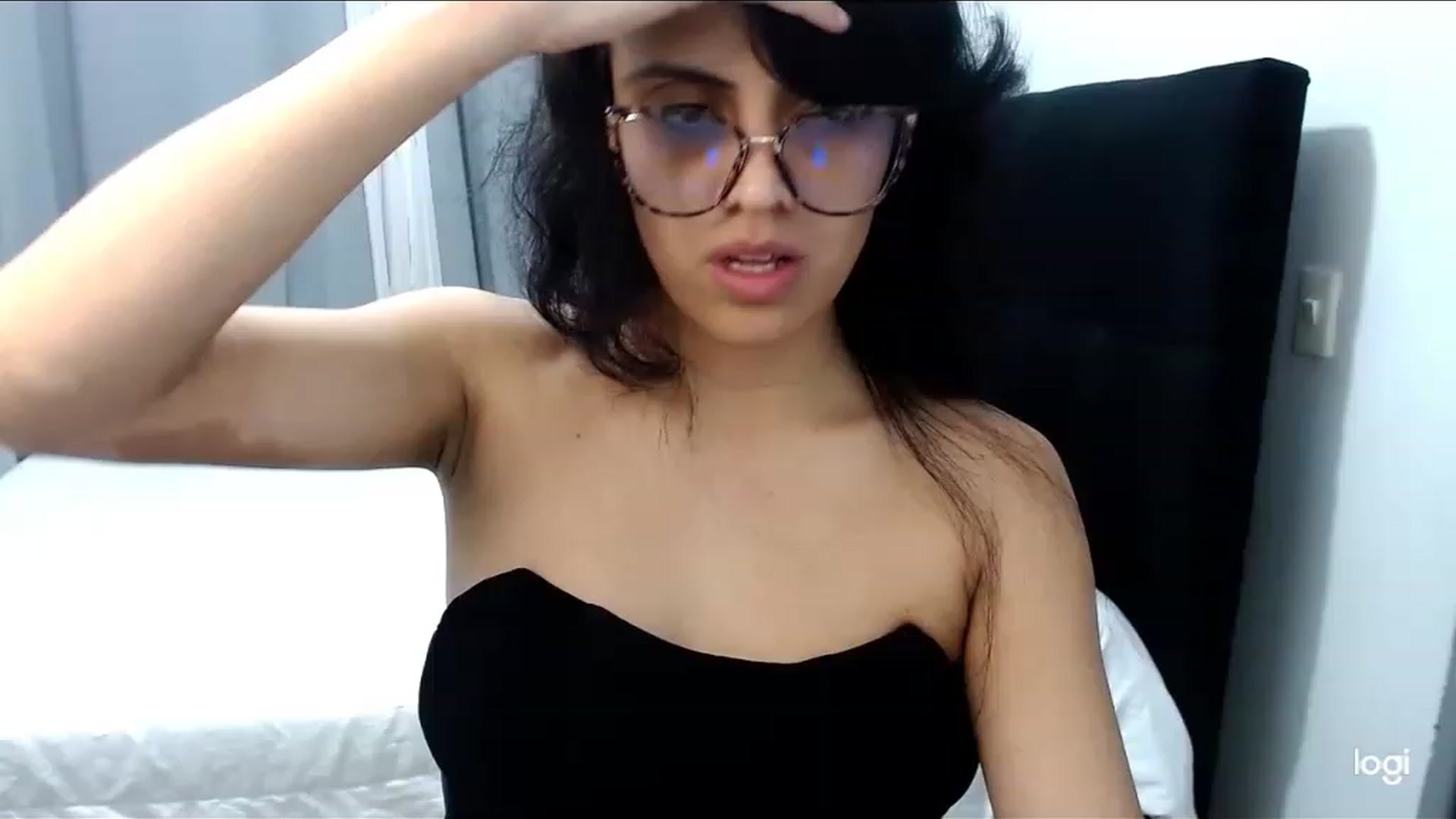 Gallery image thumbnail from Eva_hayek's myfreecams stream on, 07/24/2023, 15:05 image 8 of 20