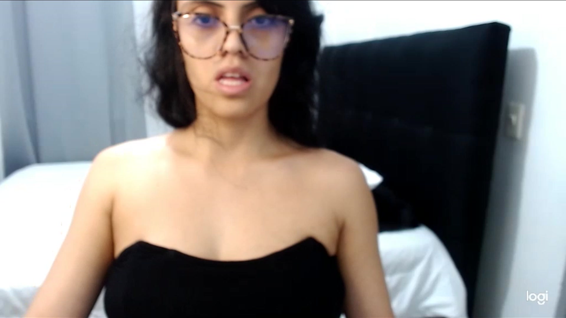 Gallery image thumbnail from Eva_hayek's myfreecams stream on, 07/24/2023, 15:05 image 19 of 20