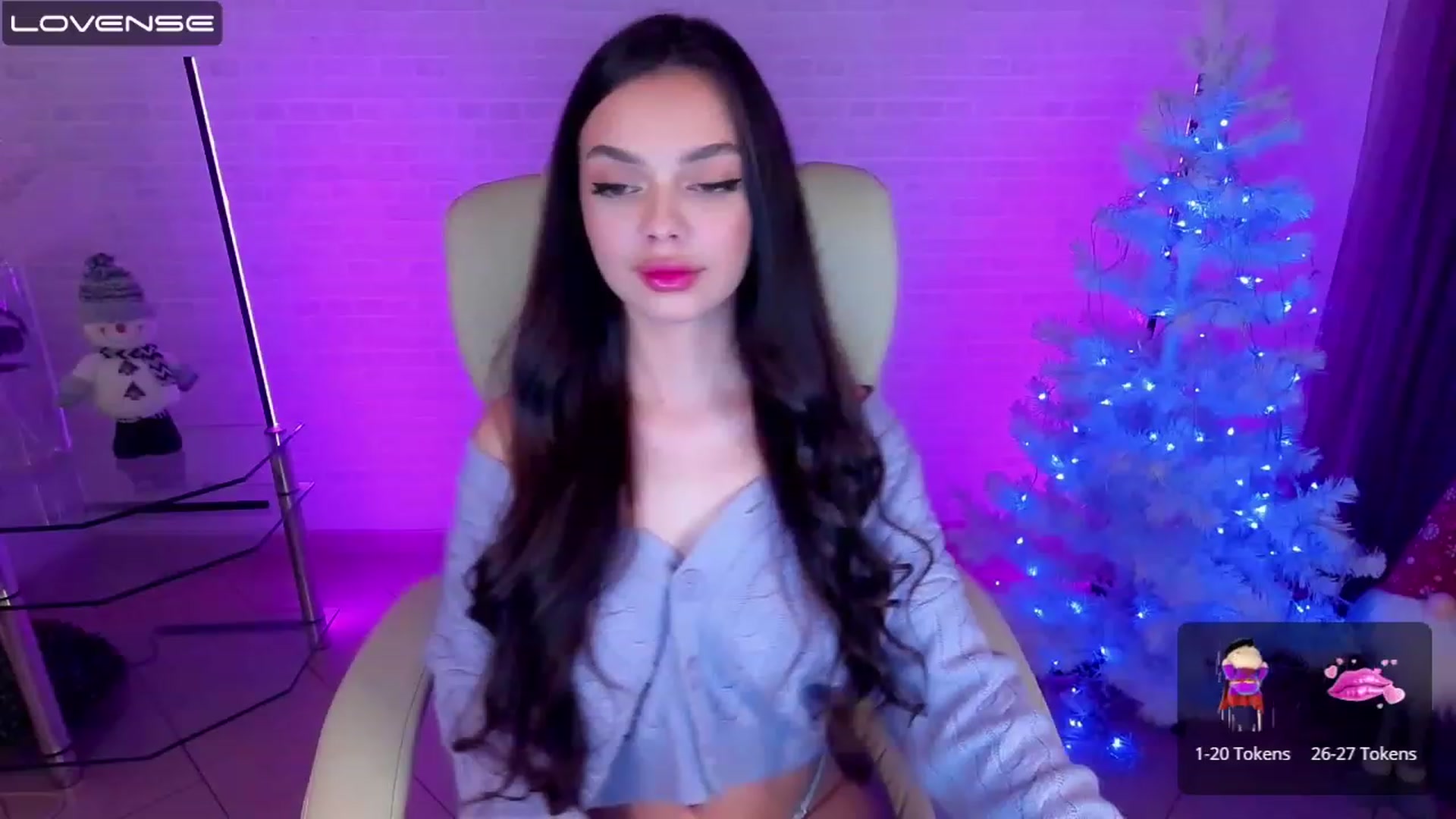Gallery image thumbnail from EvaaKuniss's myfreecams stream on, 12/13/2022, 01:37 image 1 of 20