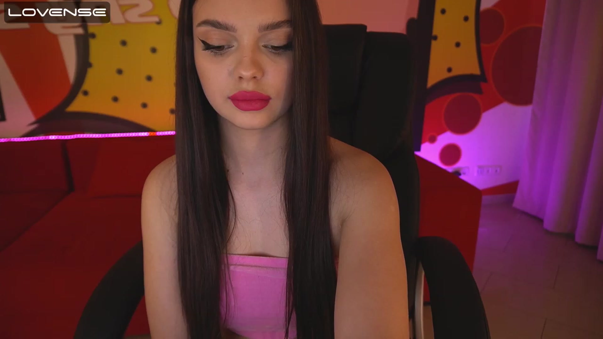 Gallery image thumbnail from EvaaKuniss's myfreecams stream on, 02/06/2023, 11:13 image 16 of 20