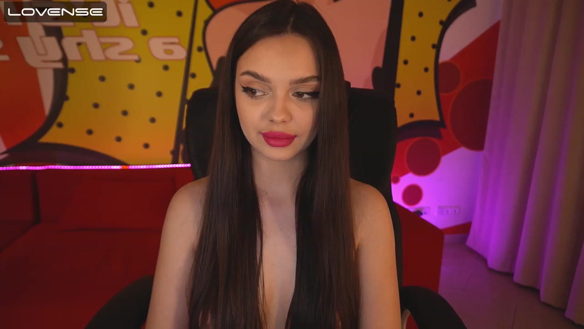 Gallery image thumbnail from EvaaKuniss's myfreecams stream on, 02/06/2023, 15:00 image 20 of 20
