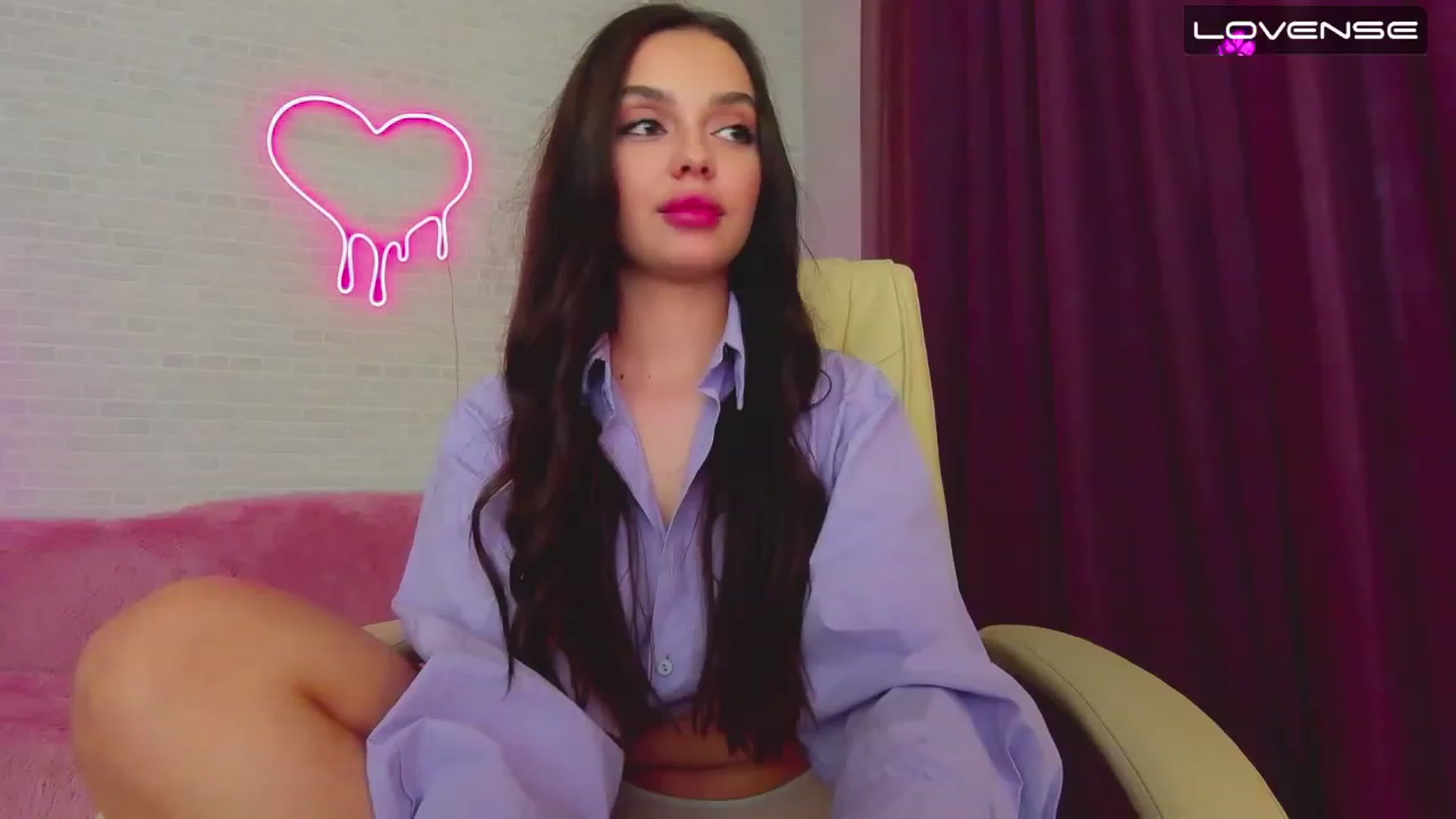 Gallery image thumbnail from EvaaKuniss's myfreecams stream on, 02/14/2023, 13:02 image 15 of 20