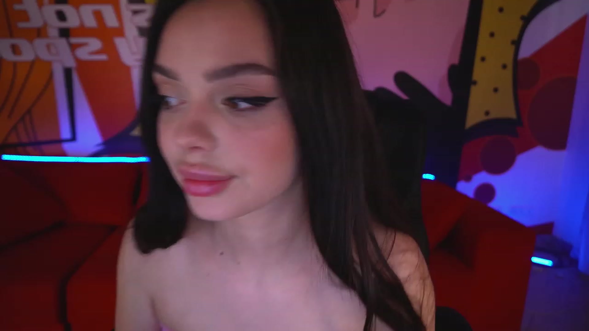 Gallery image thumbnail from EvaaKuniss's myfreecams stream on, 02/16/2023, 08:46 image 14 of 20
