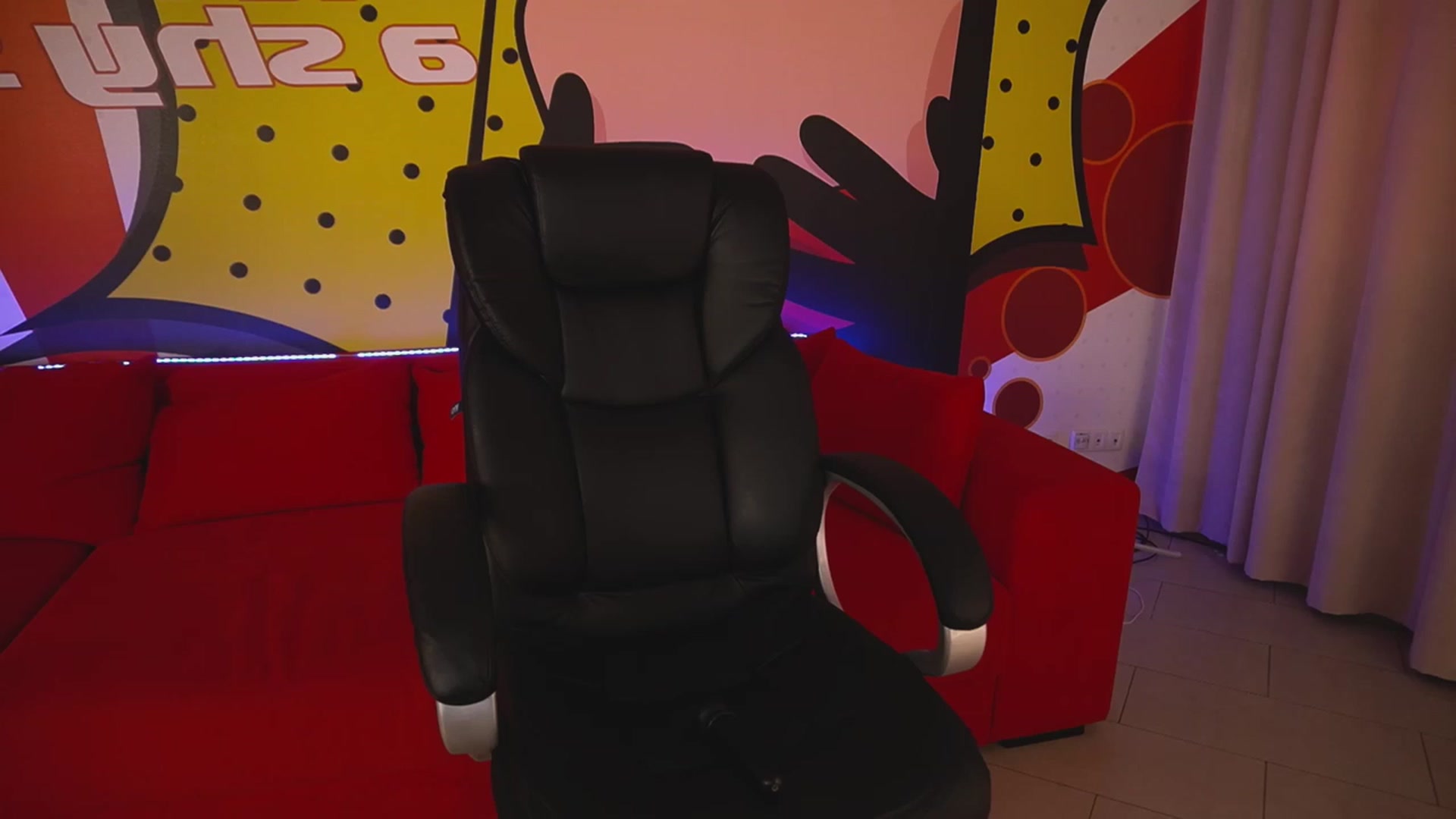 Gallery image thumbnail from EvaaKuniss's myfreecams stream on, 02/20/2023, 12:49 image 9 of 20