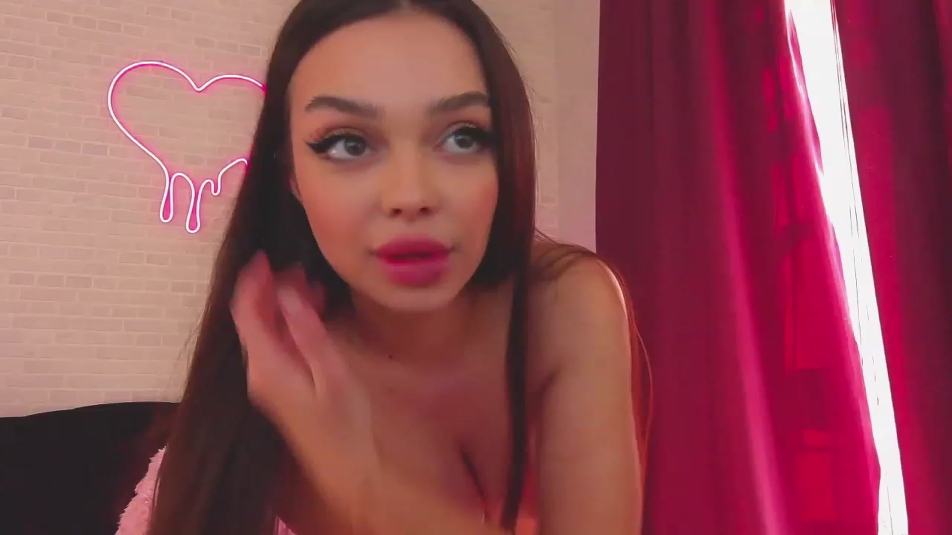 Gallery image thumbnail from EvaaKuniss's myfreecams stream on, 02/23/2023, 13:56 image 18 of 20