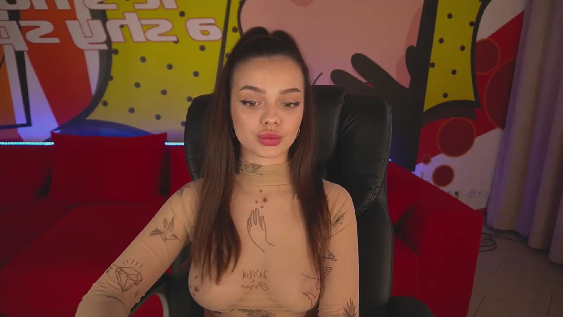 Gallery image thumbnail from EvaaKuniss's myfreecams stream on, 03/01/2023, 10:23 image 20 of 20