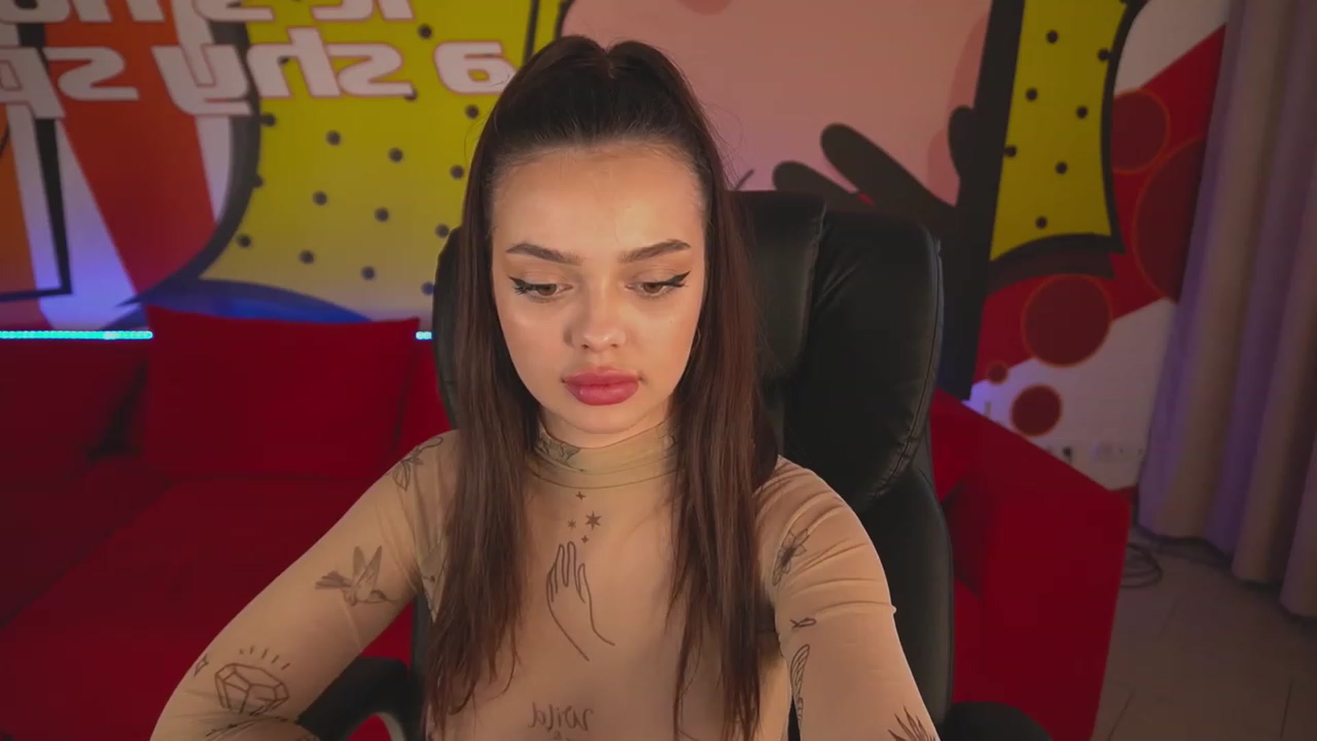 Gallery image thumbnail from EvaaKuniss's myfreecams stream on, 03/01/2023, 12:58 image 3 of 20