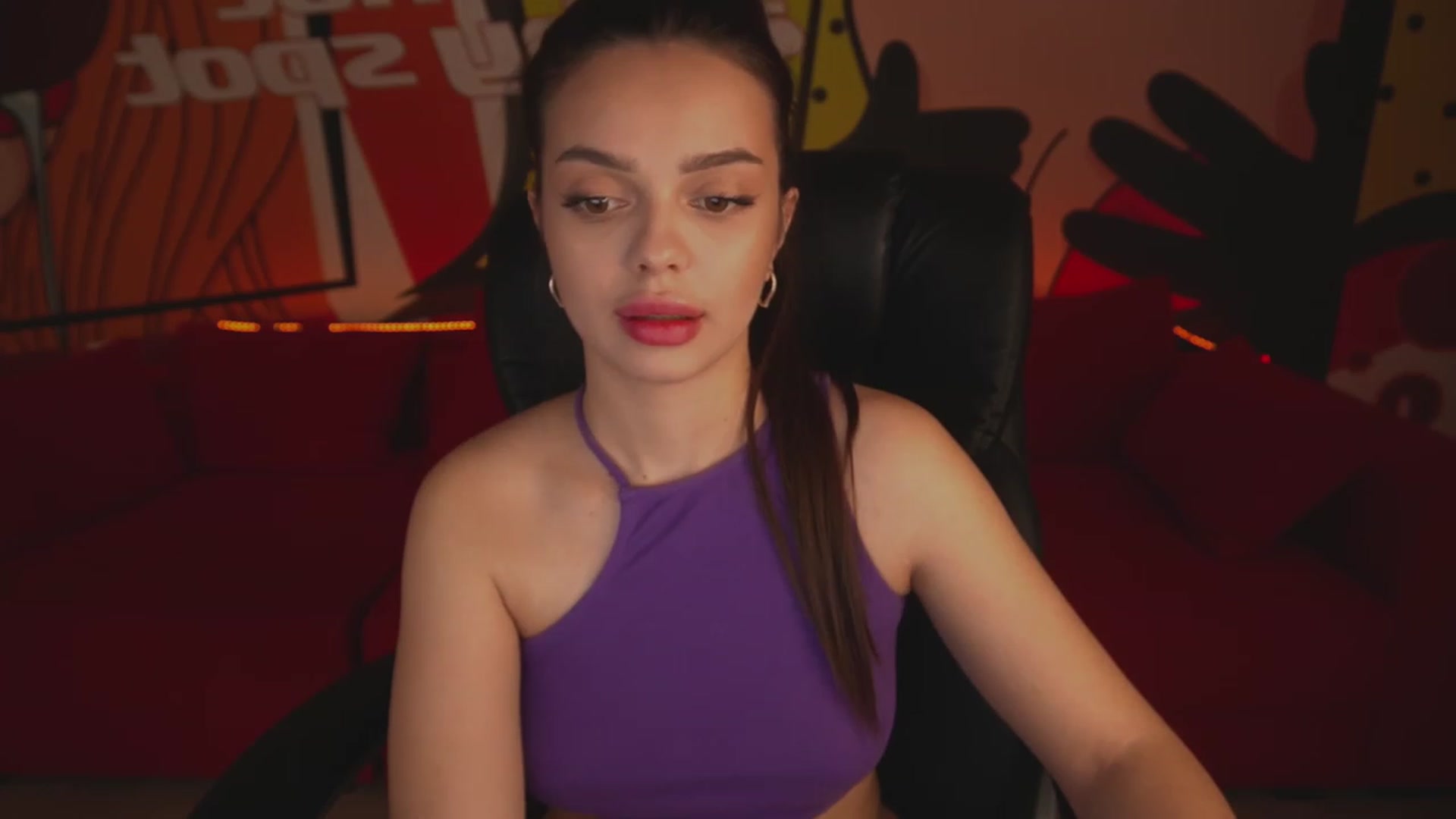 Gallery image thumbnail from EvaaKuniss's myfreecams stream on, 03/07/2023, 09:03 image 10 of 20