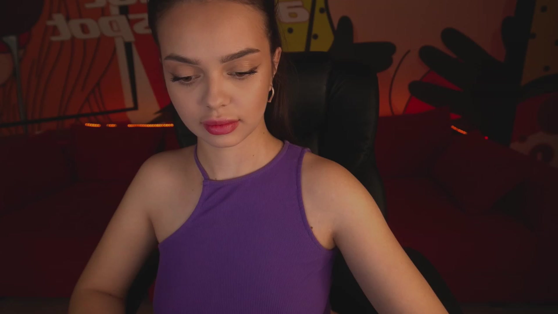 Gallery image thumbnail from EvaaKuniss's myfreecams stream on, 03/07/2023, 09:03 image 5 of 20