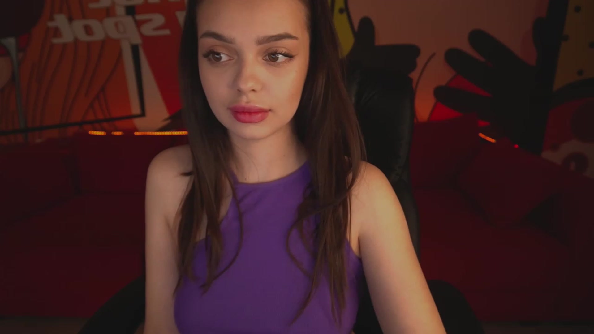 Gallery image thumbnail from EvaaKuniss's myfreecams stream on, 03/07/2023, 09:03 image 13 of 20