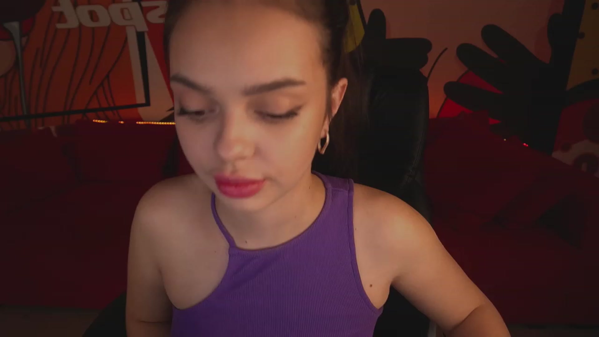 Gallery image thumbnail from EvaaKuniss's myfreecams stream on, 03/07/2023, 11:32 image 11 of 20