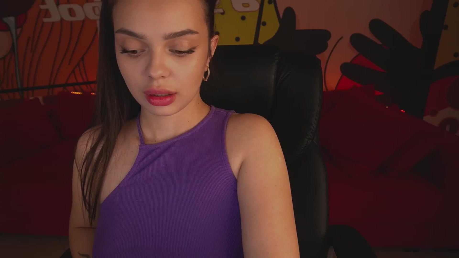 Gallery image thumbnail from EvaaKuniss's myfreecams stream on, 03/07/2023, 11:32 image 10 of 20