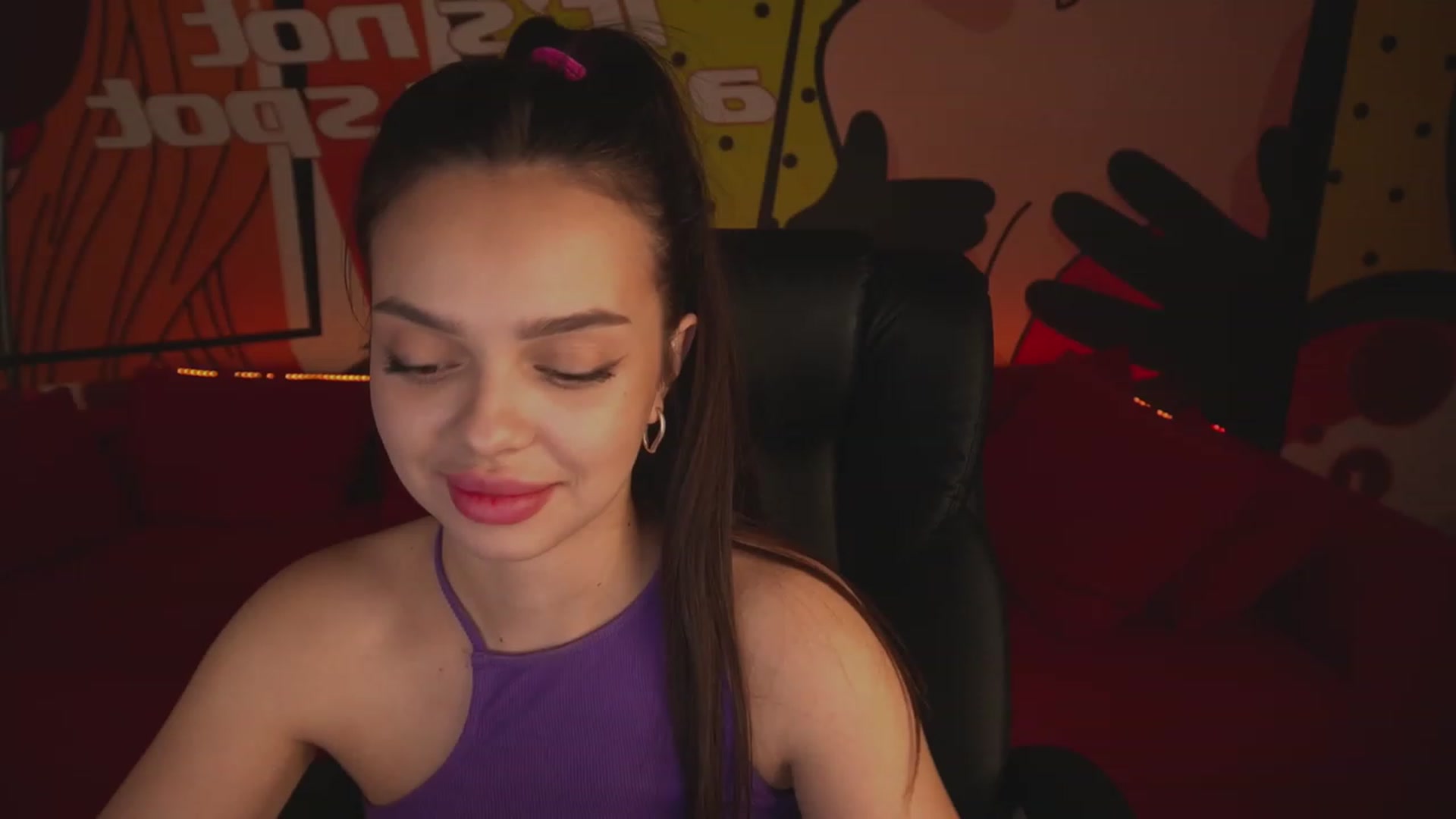 Gallery image thumbnail from EvaaKuniss's myfreecams stream on, 03/07/2023, 12:36 image 9 of 20
