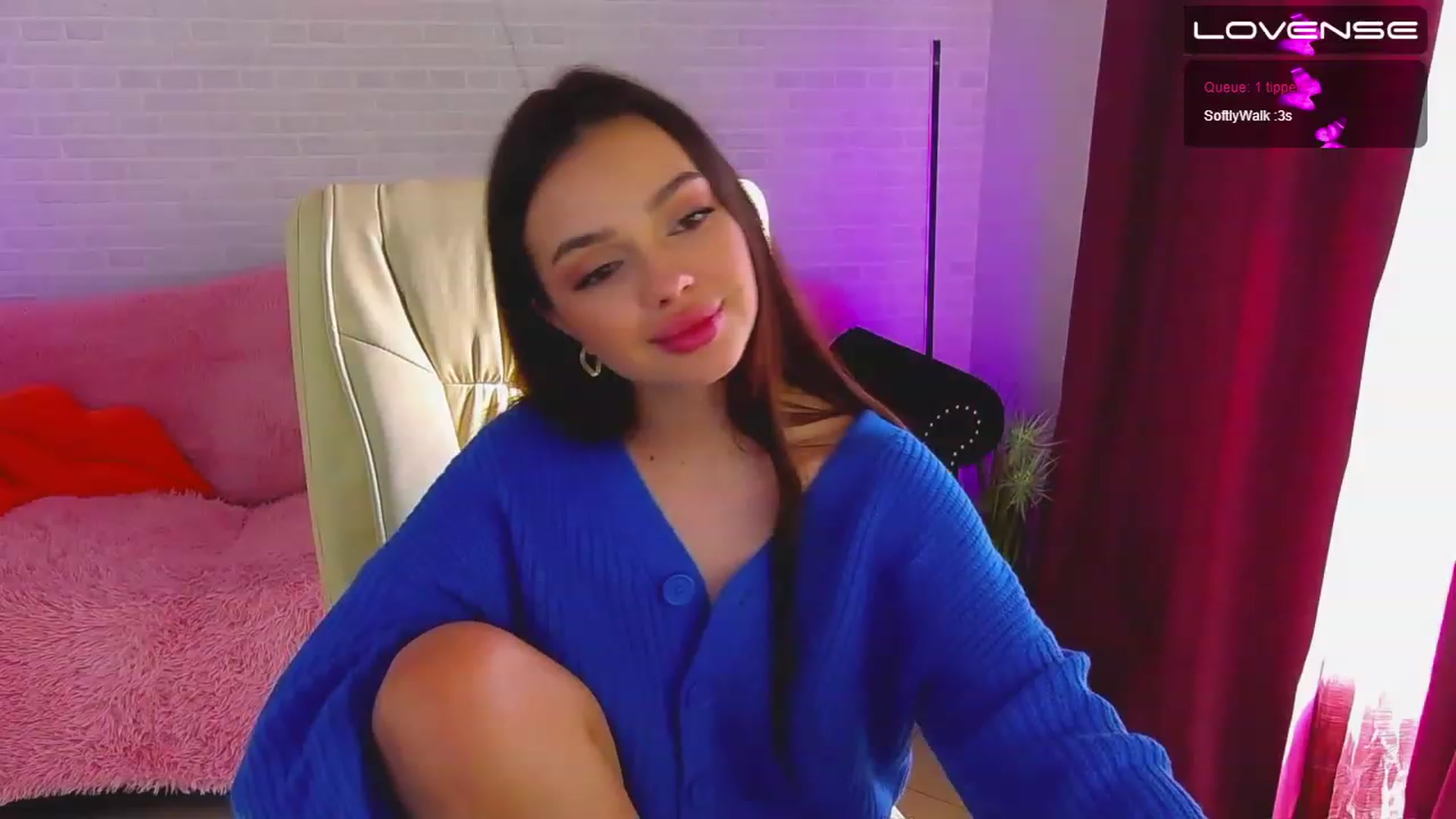 Gallery image thumbnail from EvaaKuniss's myfreecams stream on, 03/09/2023, 13:13 image 15 of 20