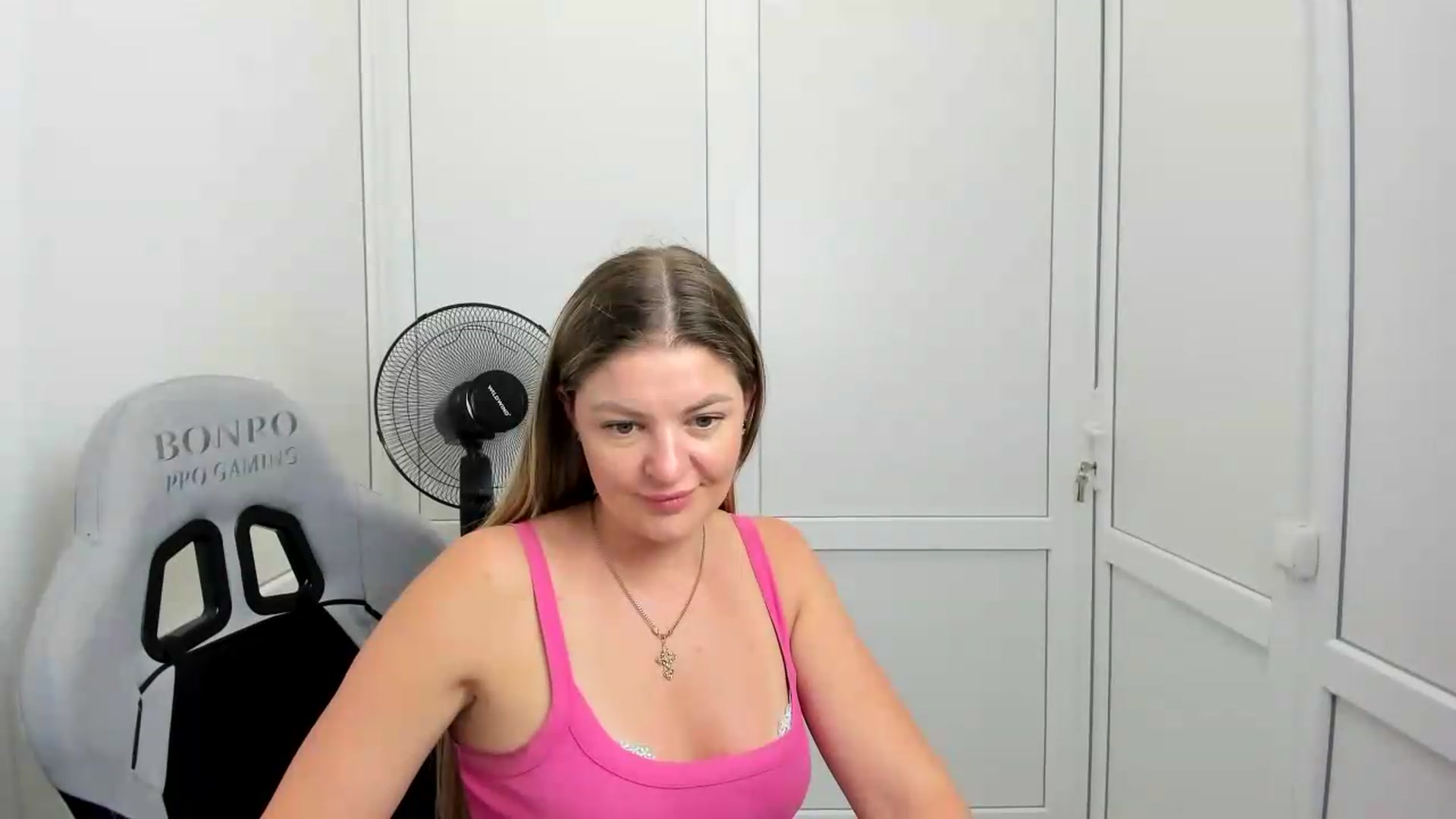 Gallery image thumbnail from EvaaSkyy's myfreecams stream on, 07/26/2026, 11:18 image 9 of 20