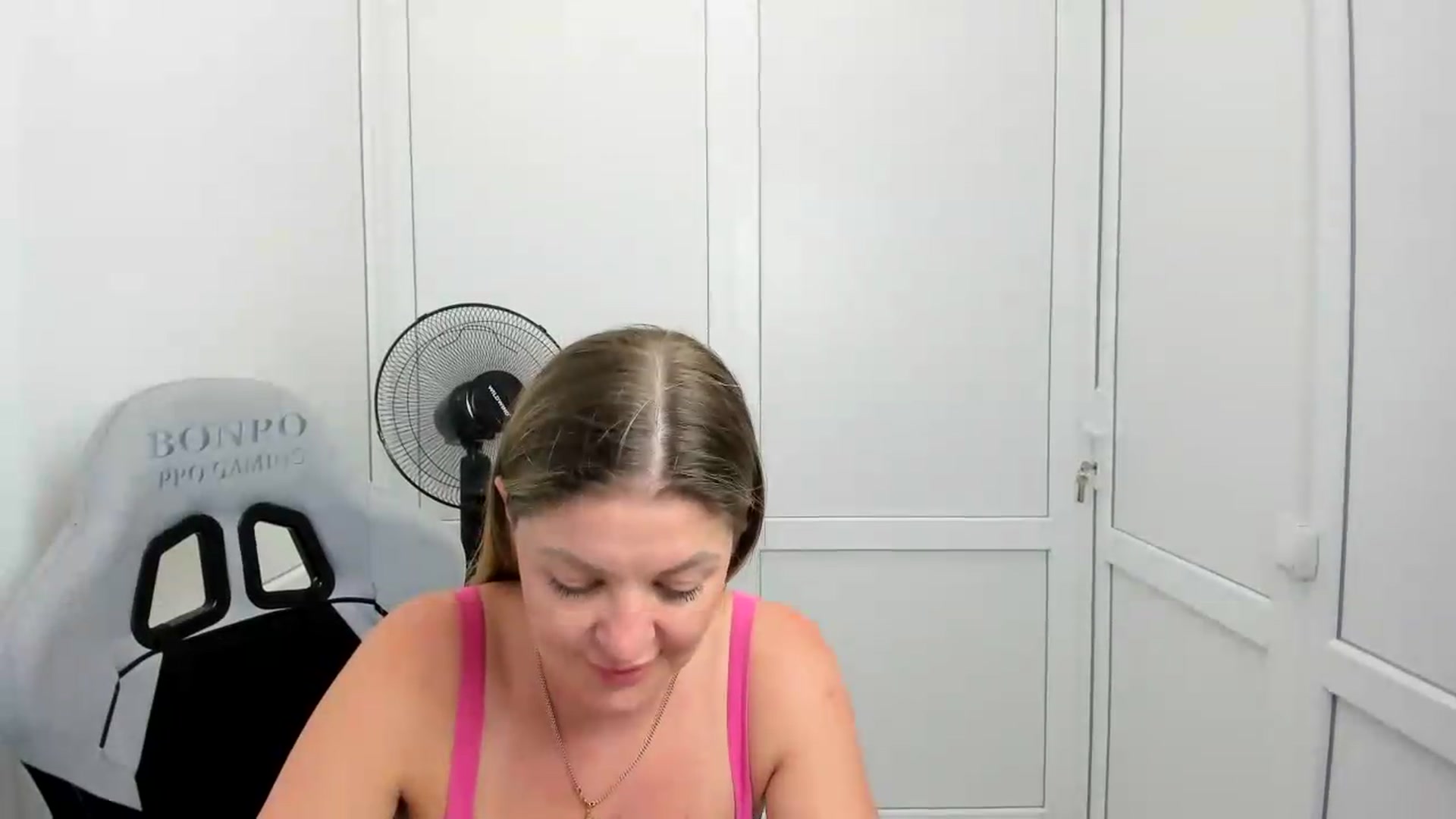 Gallery image thumbnail from EvaaSkyy's myfreecams stream on, 07/26/2026, 11:18 image 11 of 20