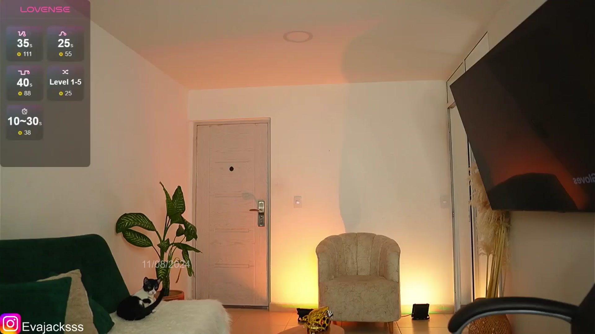 Gallery image thumbnail from Evajacksn's myfreecams stream on, 08/11/2024, 18:05 image 20 of 20