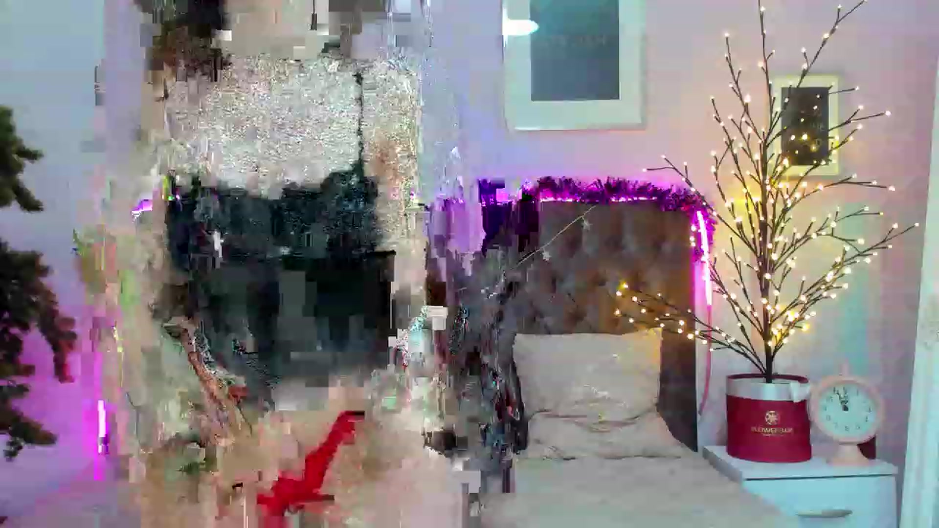 Gallery image thumbnail from Evalaniss's myfreecams stream on, 01/02/2023, 12:10 image 18 of 20