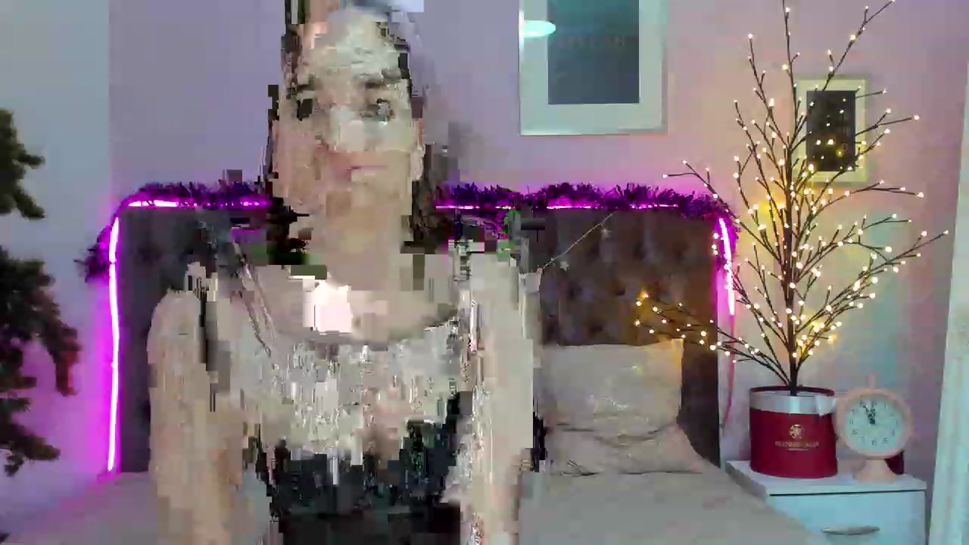 Gallery image thumbnail from Evalaniss's myfreecams stream on, 01/02/2023, 12:10 image 17 of 20