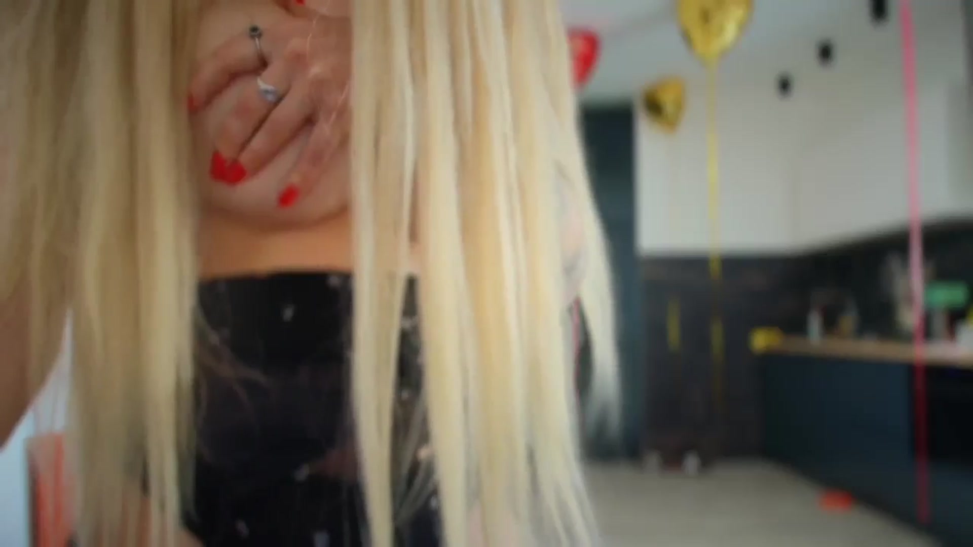 Gallery image thumbnail from Evali's myfreecams stream on, 03/08/2026, 12:51 image 10 of 20