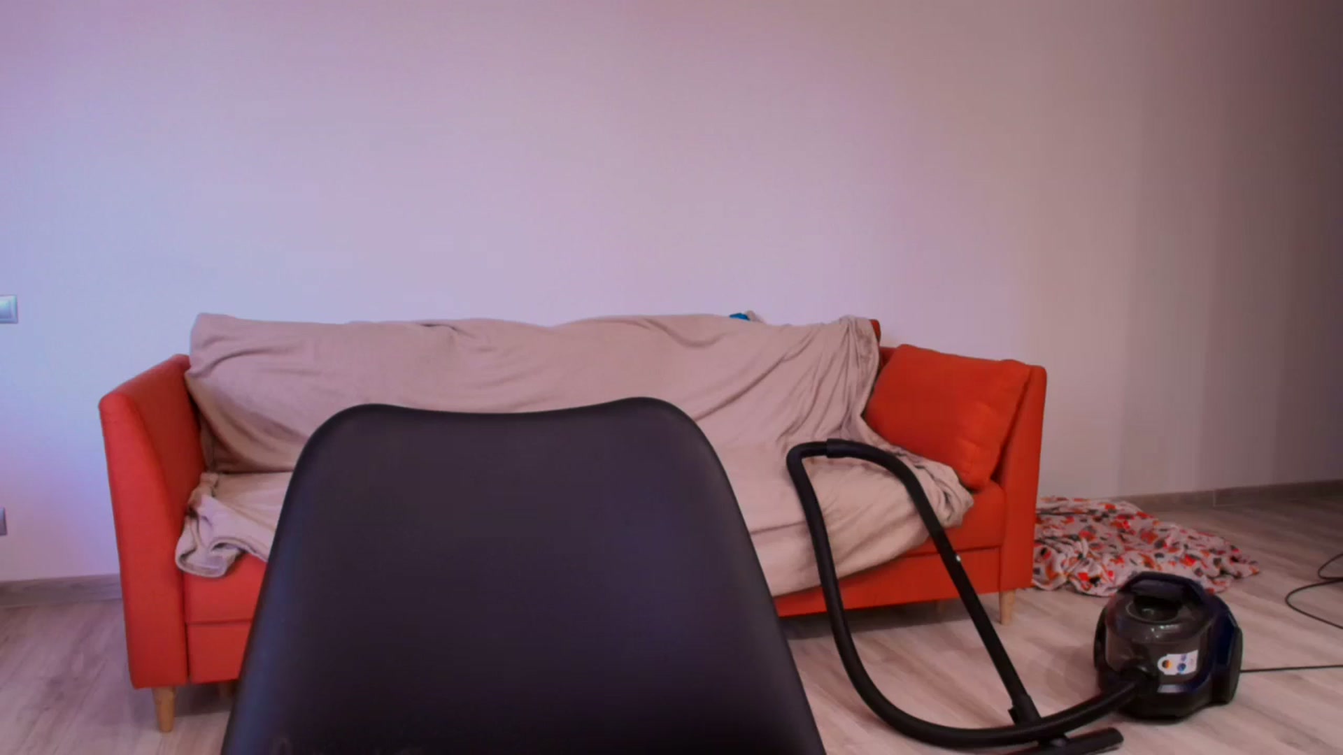 Gallery image thumbnail from Evali's myfreecams stream on, 03/24/2026, 15:00 image 16 of 20