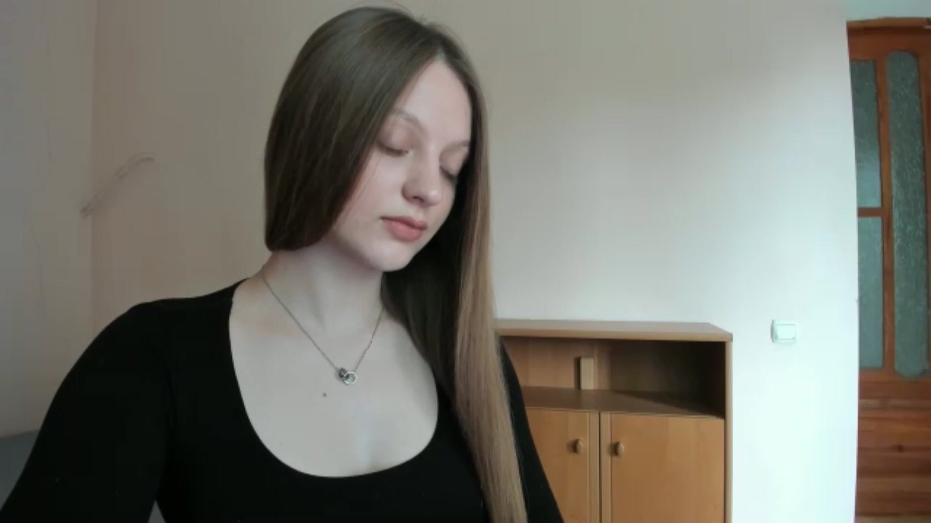 Gallery image thumbnail from Evalimi's myfreecams stream on, 05/25/2025, 12:37 image 13 of 20