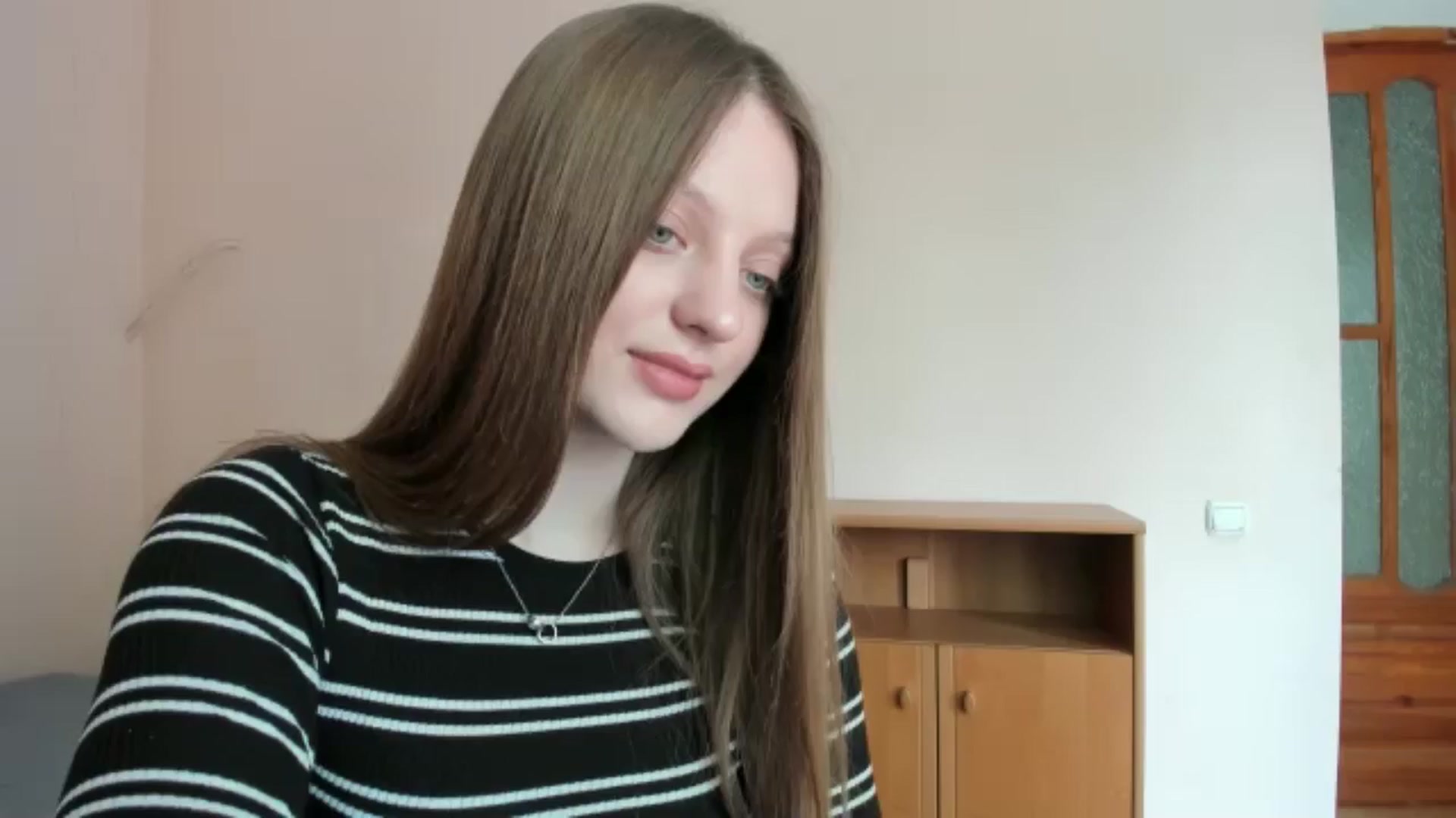 Gallery image thumbnail from Evalimi's myfreecams stream on, 05/25/2025, 12:37 image 2 of 20