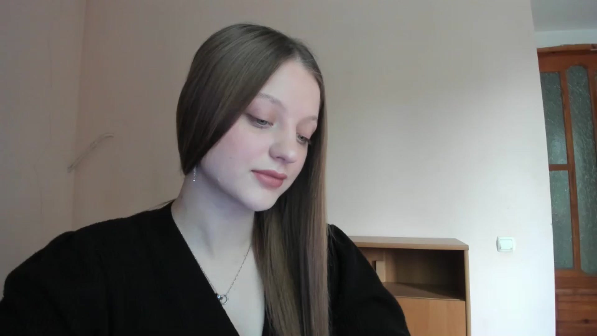 Gallery image thumbnail from Evalimi's myfreecams stream on, 05/26/2025, 10:38 image 7 of 20