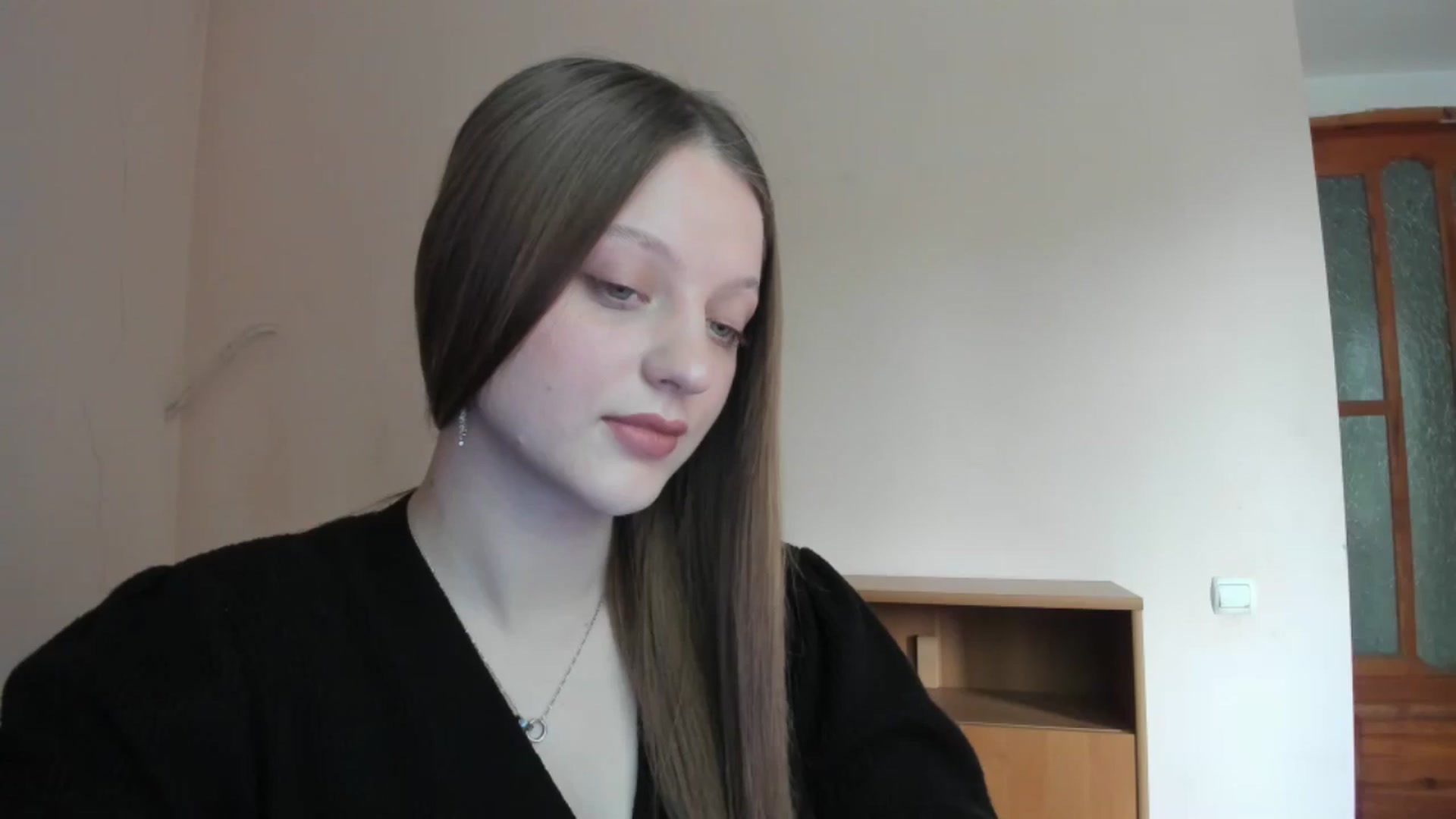 Gallery image thumbnail from Evalimi's myfreecams stream on, 05/26/2025, 10:38 image 10 of 20