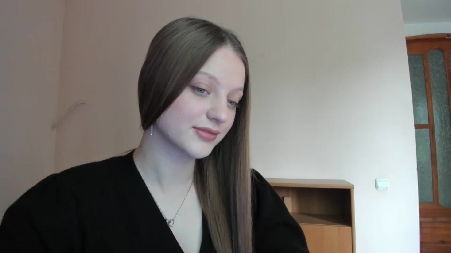 Gallery image thumbnail from Evalimi's myfreecams stream on, 05/26/2025, 10:38 image 5 of 20