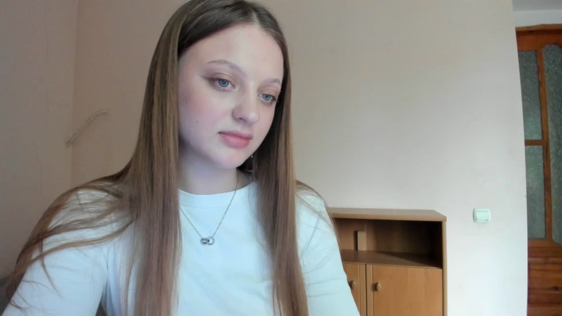 Gallery image thumbnail from Evalimi's myfreecams stream on, 05/26/2025, 13:34 image 10 of 20